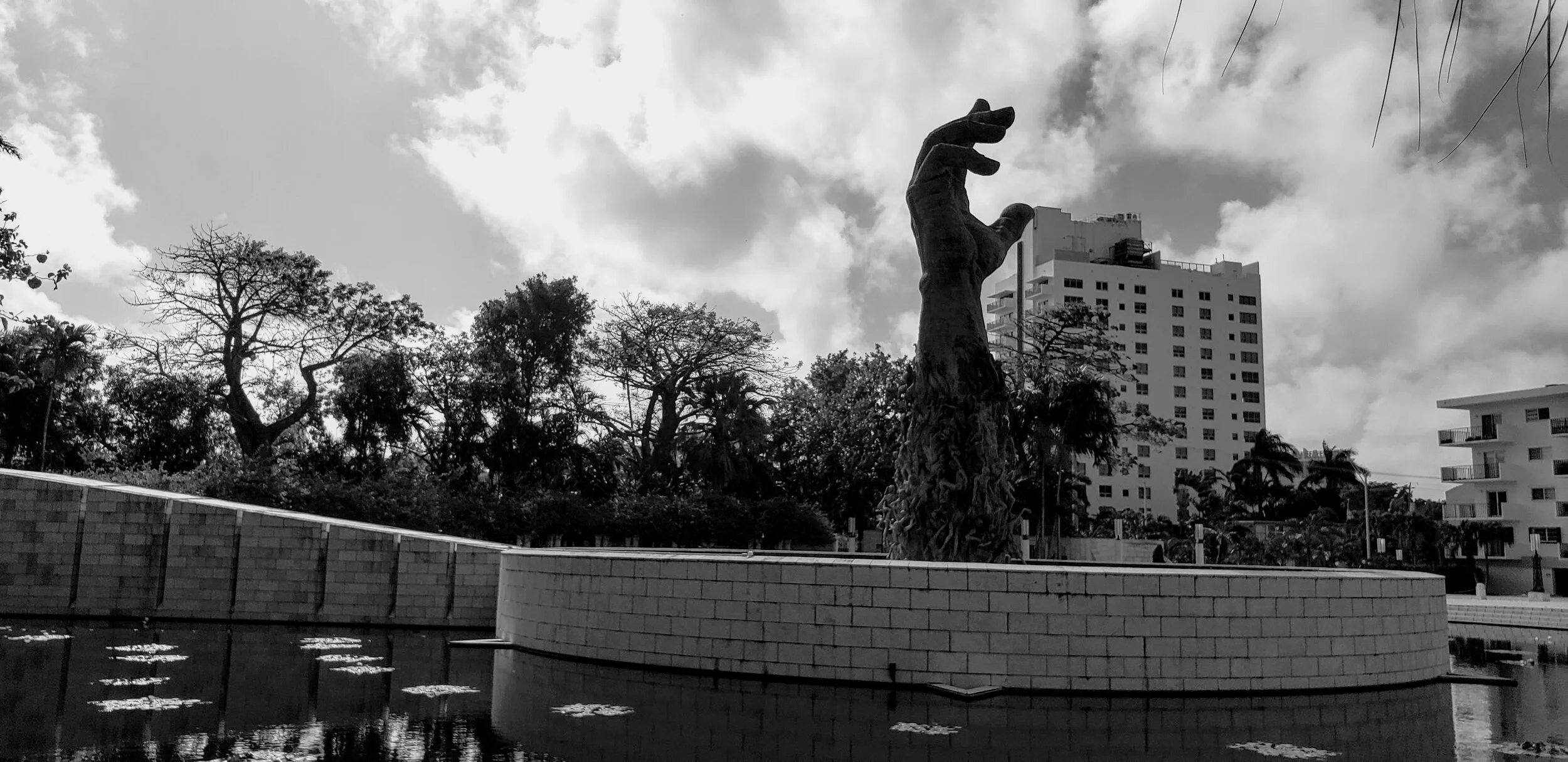 Florida Holocaust Memorial Miami Beach by www.MychaelX.photos 000104bw.jpg