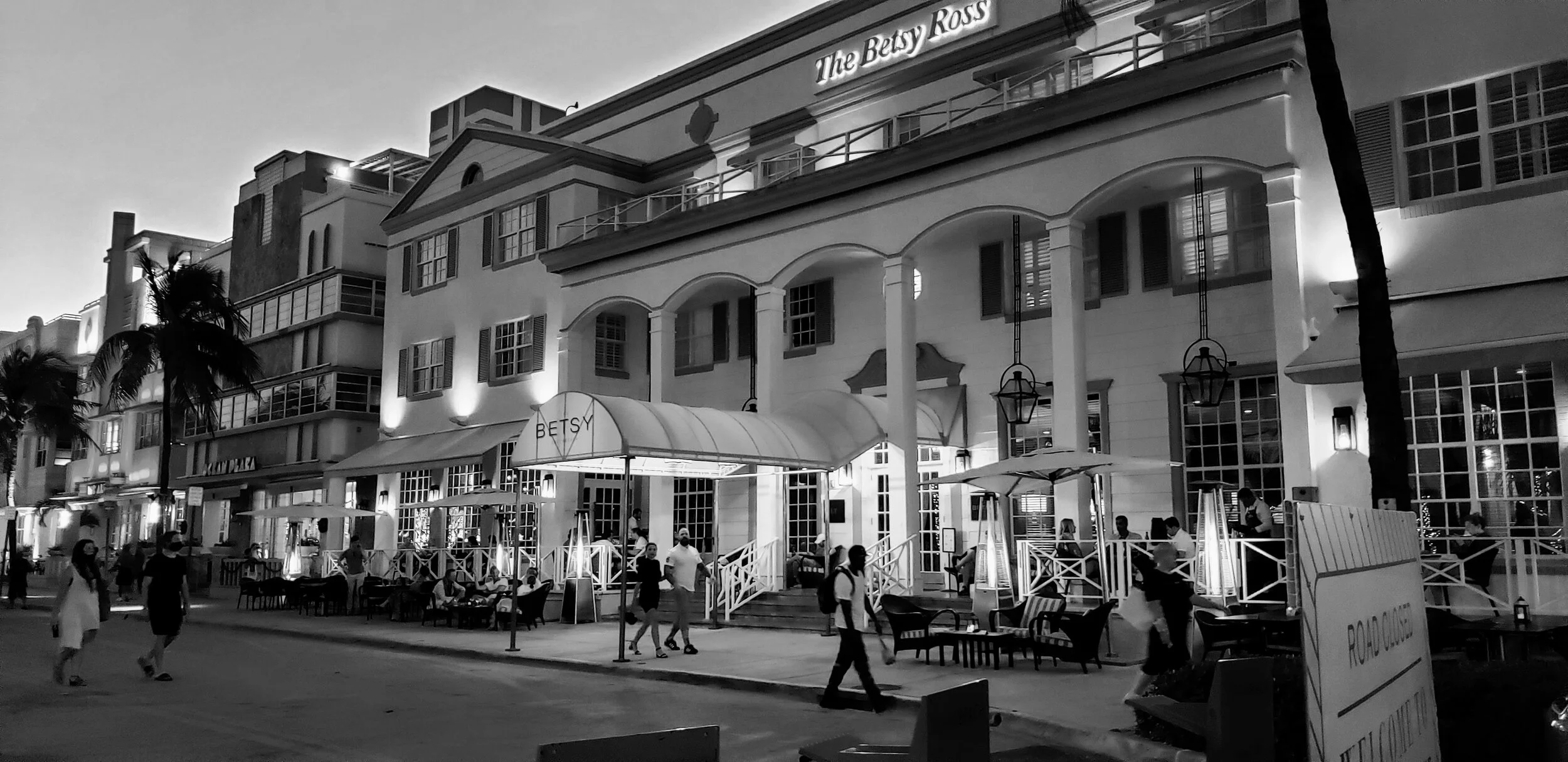 Miam Florida South Beach by www.MychaelX,photos 000044bw.jpg
