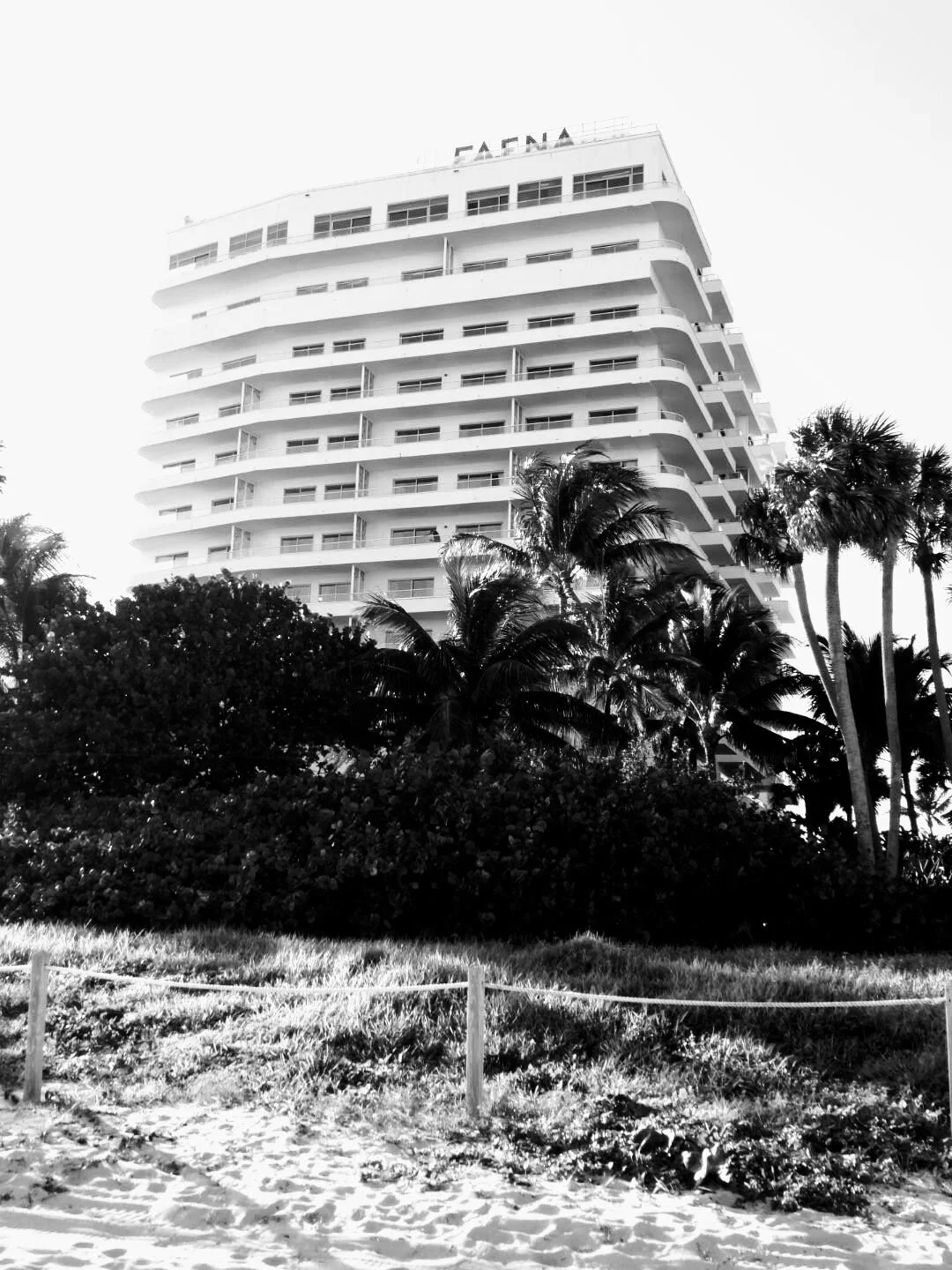 Miam Florida South Beach by www.MychaelX,photos 0000249bw.JPG