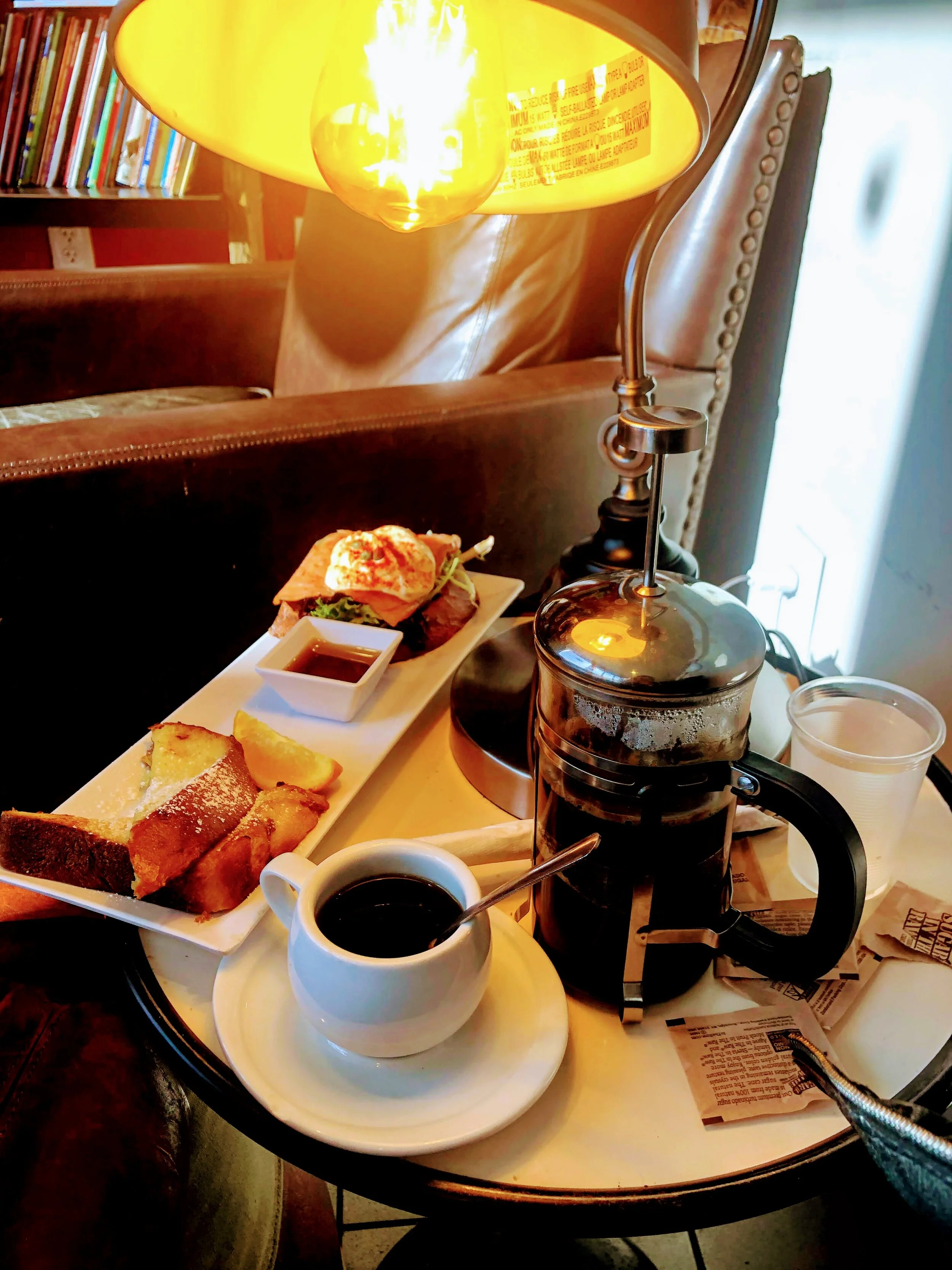 Cafe moment in Black & White by MychaelX.photos 00202.jpg