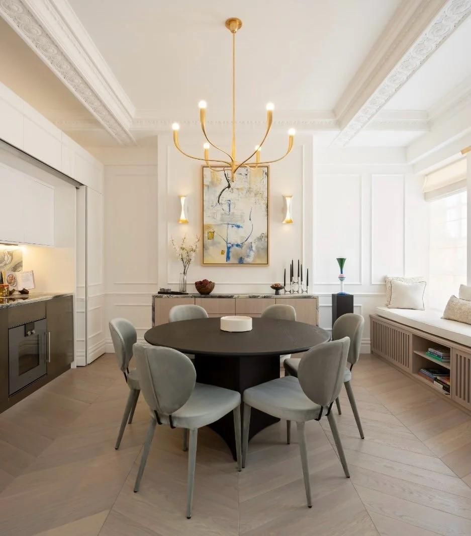 Celebrating the brighter and sunnier days ahead of us by sharing the bright, fresh beautiful kitchen we designed in Mayfair. Using the marble as the narrator for the accent colours, we found these stunning dining chairs that were a match made in heav