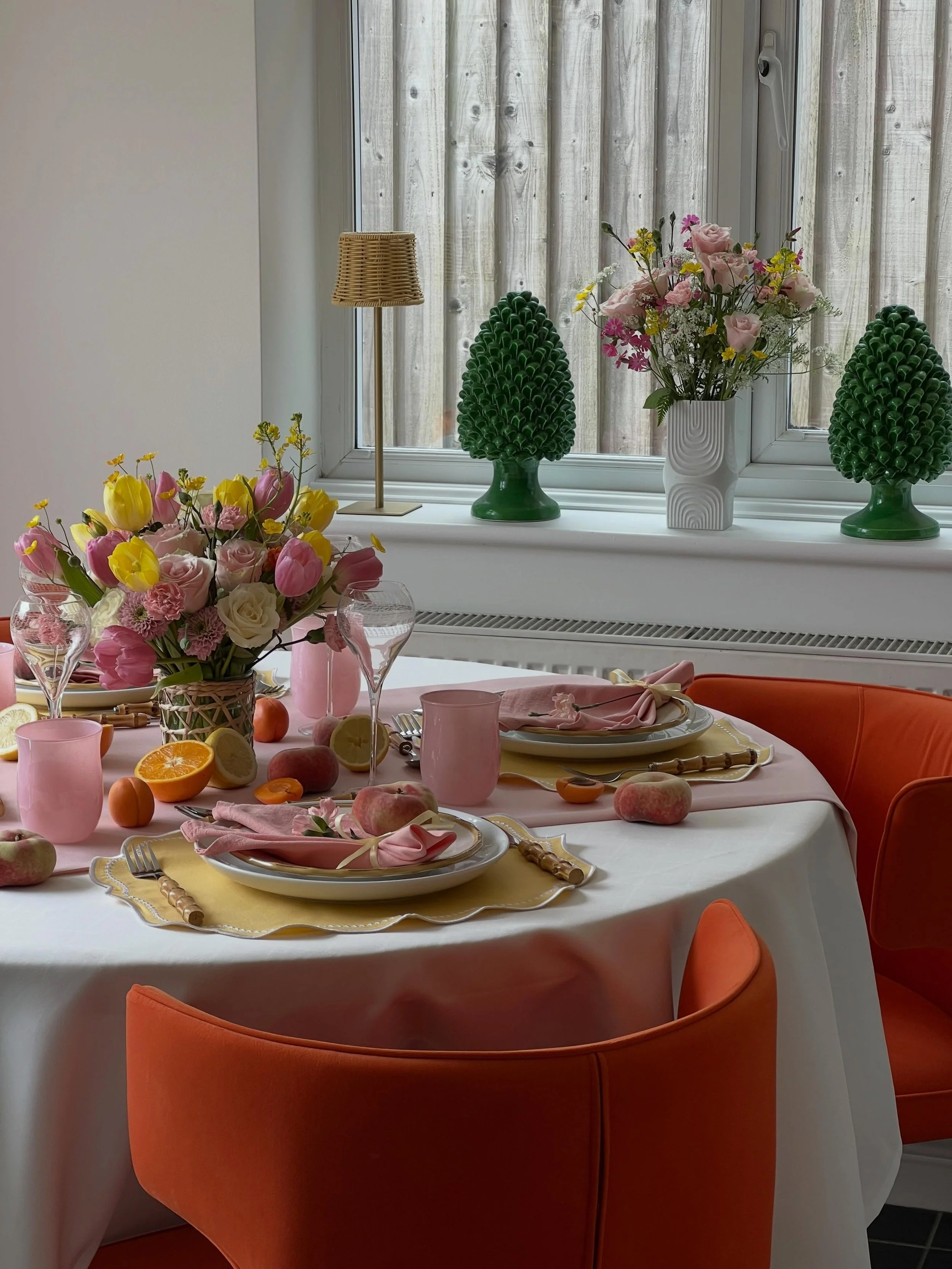 Slowly saying goodbye to spring and embracing a welcome summer promising warmer days, and ripe sweetness.

We had such a wholesome weekend welcoming our friend for our annual tradition, filled with laughter and strawberries bursting with flavour. The