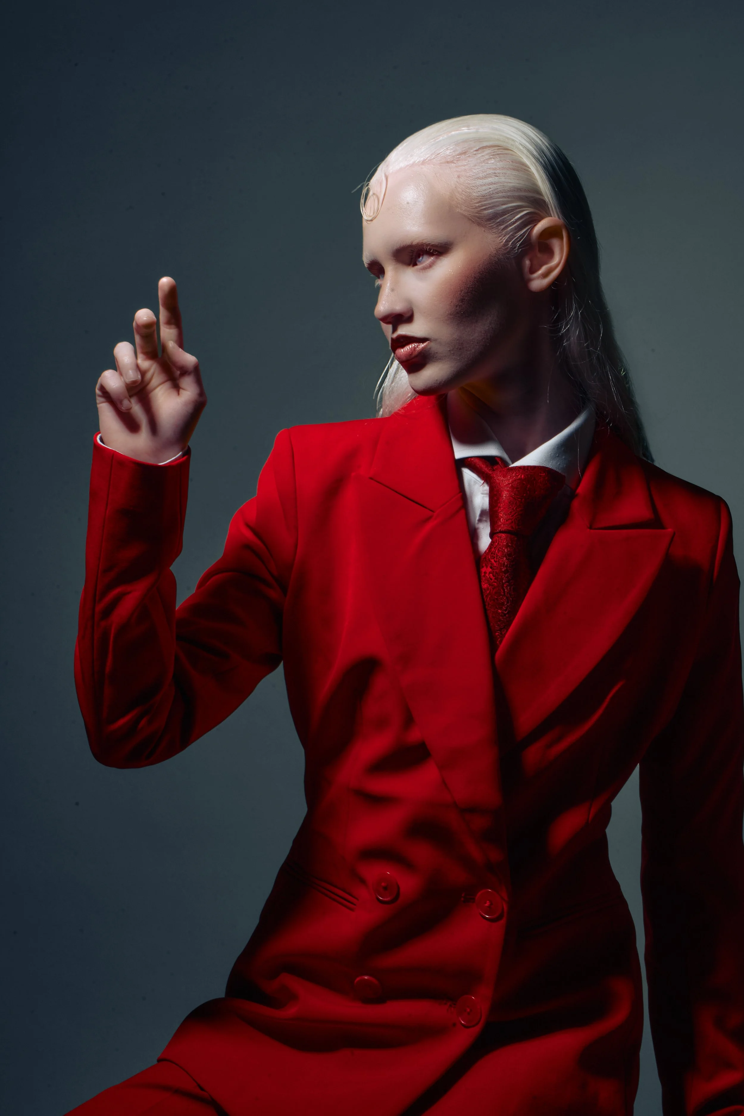 Kassidy  (SUITS)8282.jpg