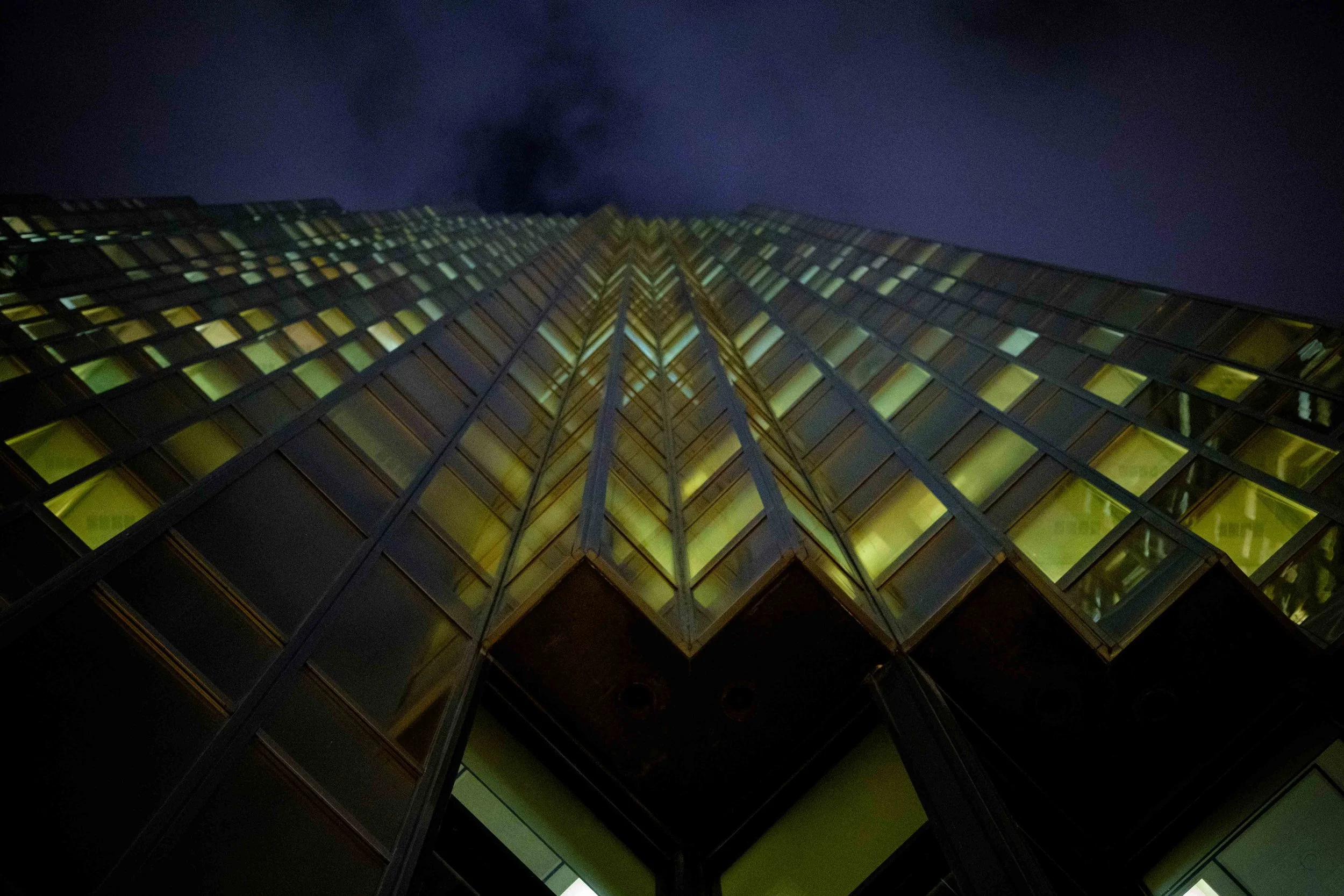221007 Toronto Street Photography at Night - Blog-2.jpg