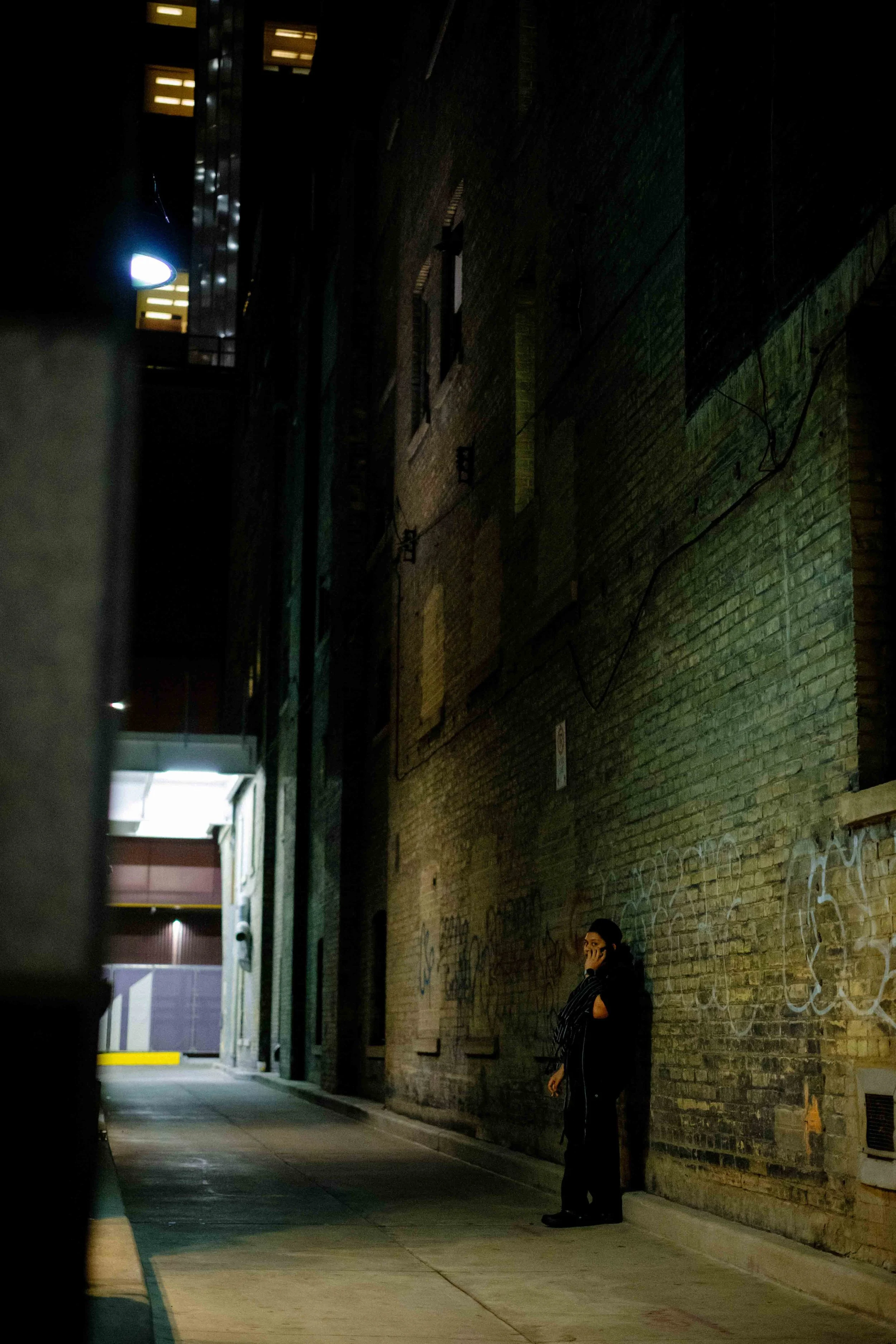 221007 Toronto Street Photography at Night - Blog-9.jpg