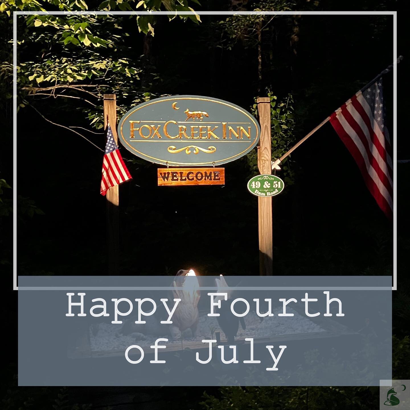 🇺🇸Happy Fourth of July 🇺🇸
&bull;&bull;
From the Fox Creek Inn
📸 : Dan Perreault
#fourthofjuly #independenceday #holiday #summer #vermont #vt #inn #foxcreekinn