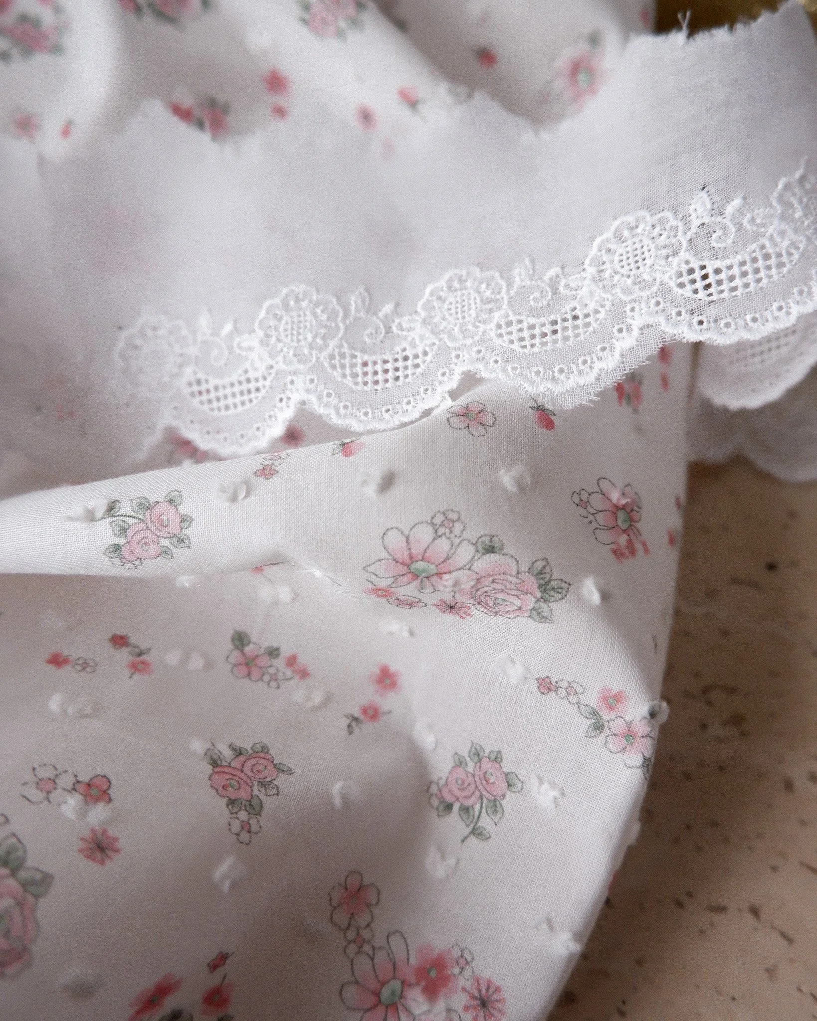 Galon de broderie.jpg