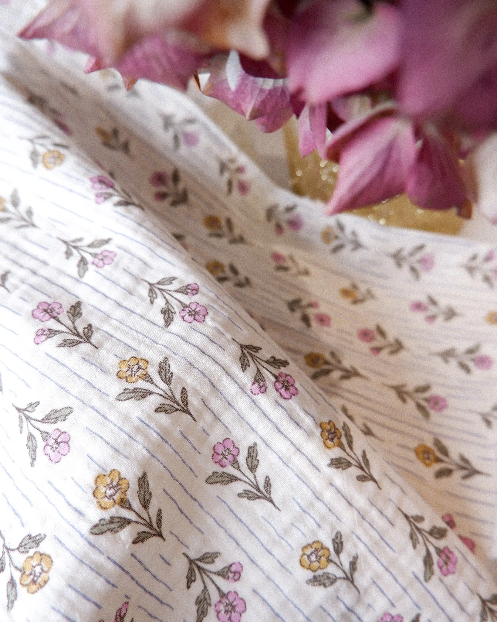 Tissu double gaze de coton fleurs indiennes (3).jpg