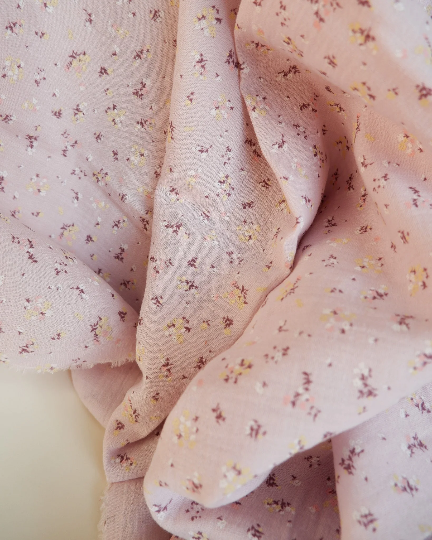 Tissu double gaze de coton biologique lila www.jolieboho.com.jpg