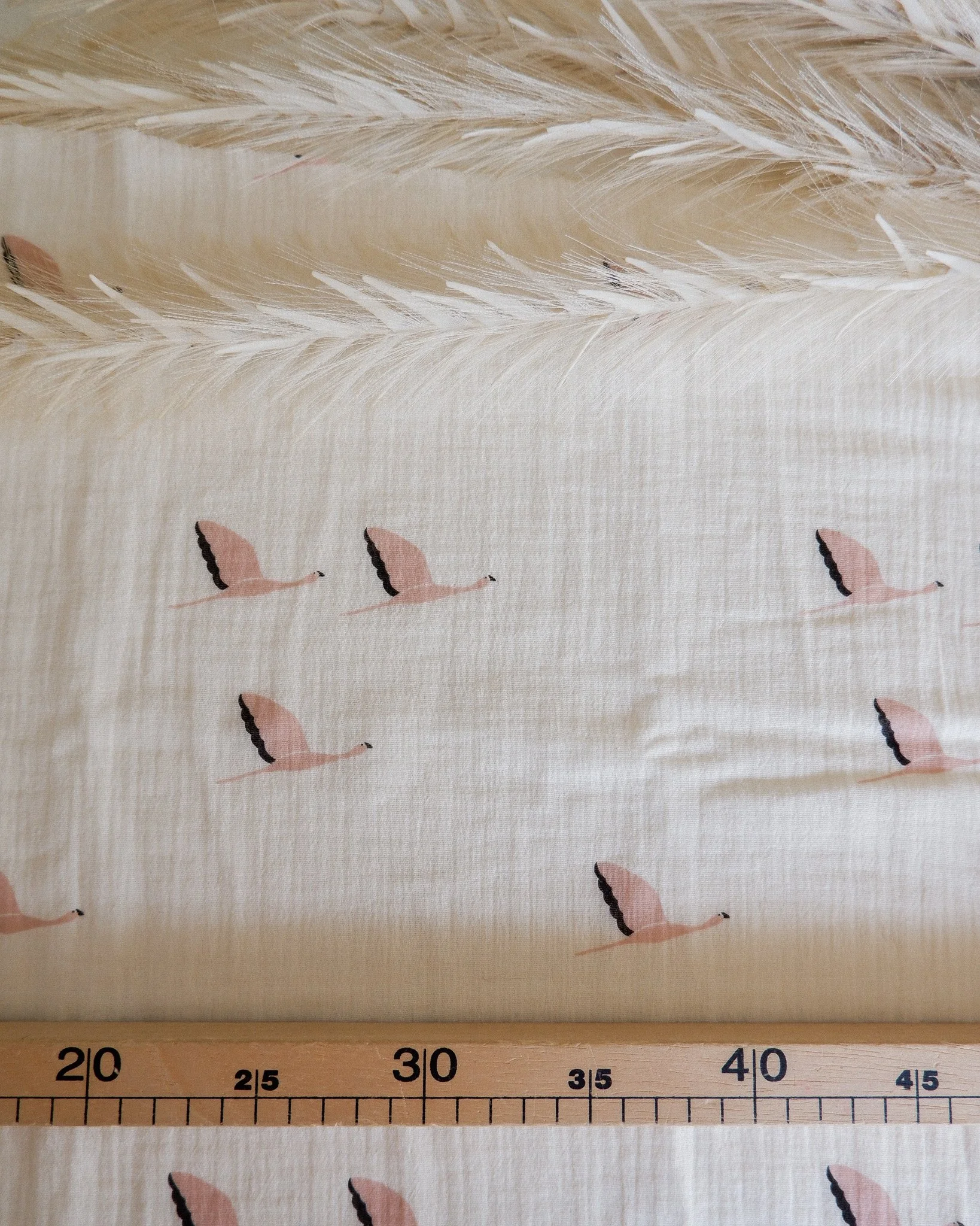 Tissu double gaze bio écru imprimée de flamands rose création Jolie Boho (11).jpg
