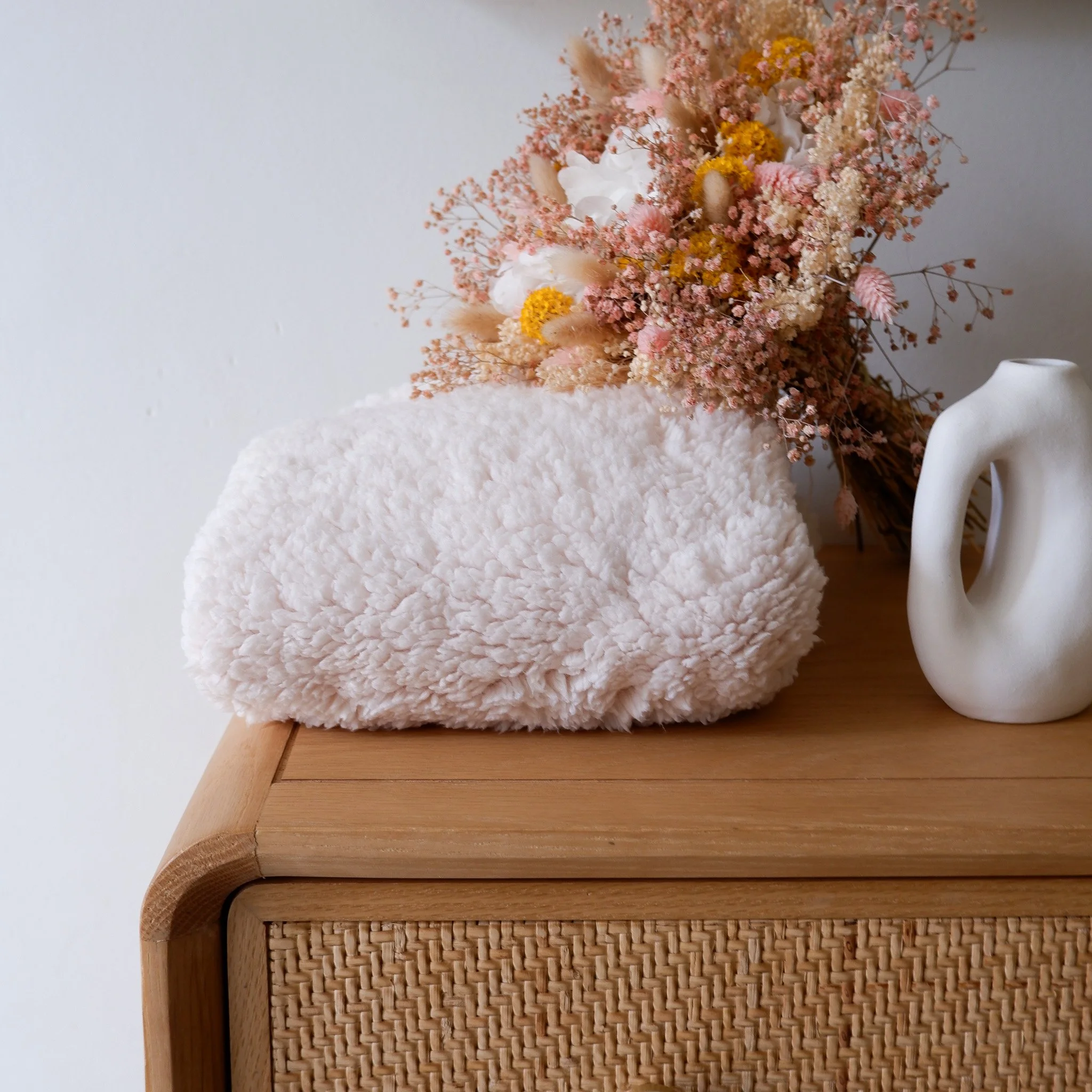 Tissu fausse fourrure sherpa mouton ivoire ♡