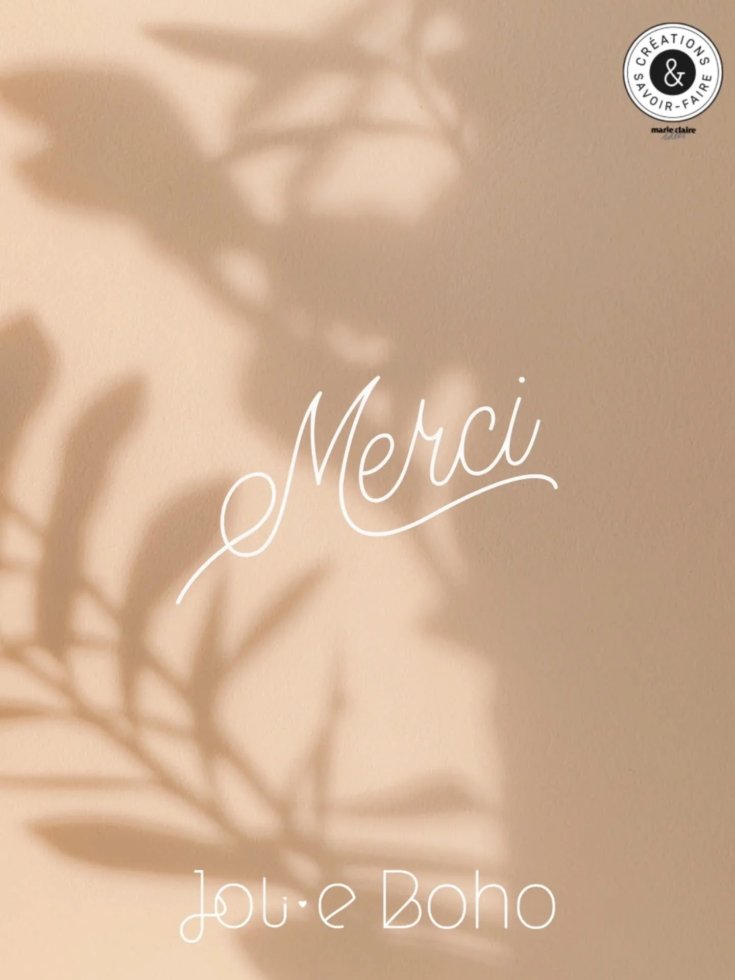 Bonjour &agrave; tous et &agrave; toutes !

J'esp&egrave;re que vous allez bien :)

J'ai pris tr&egrave;s exactement une petite semaine pour vous faire un article de cette exp&eacute;rience que fut la participation de Jolie Boho au salon Cr&eacute;at