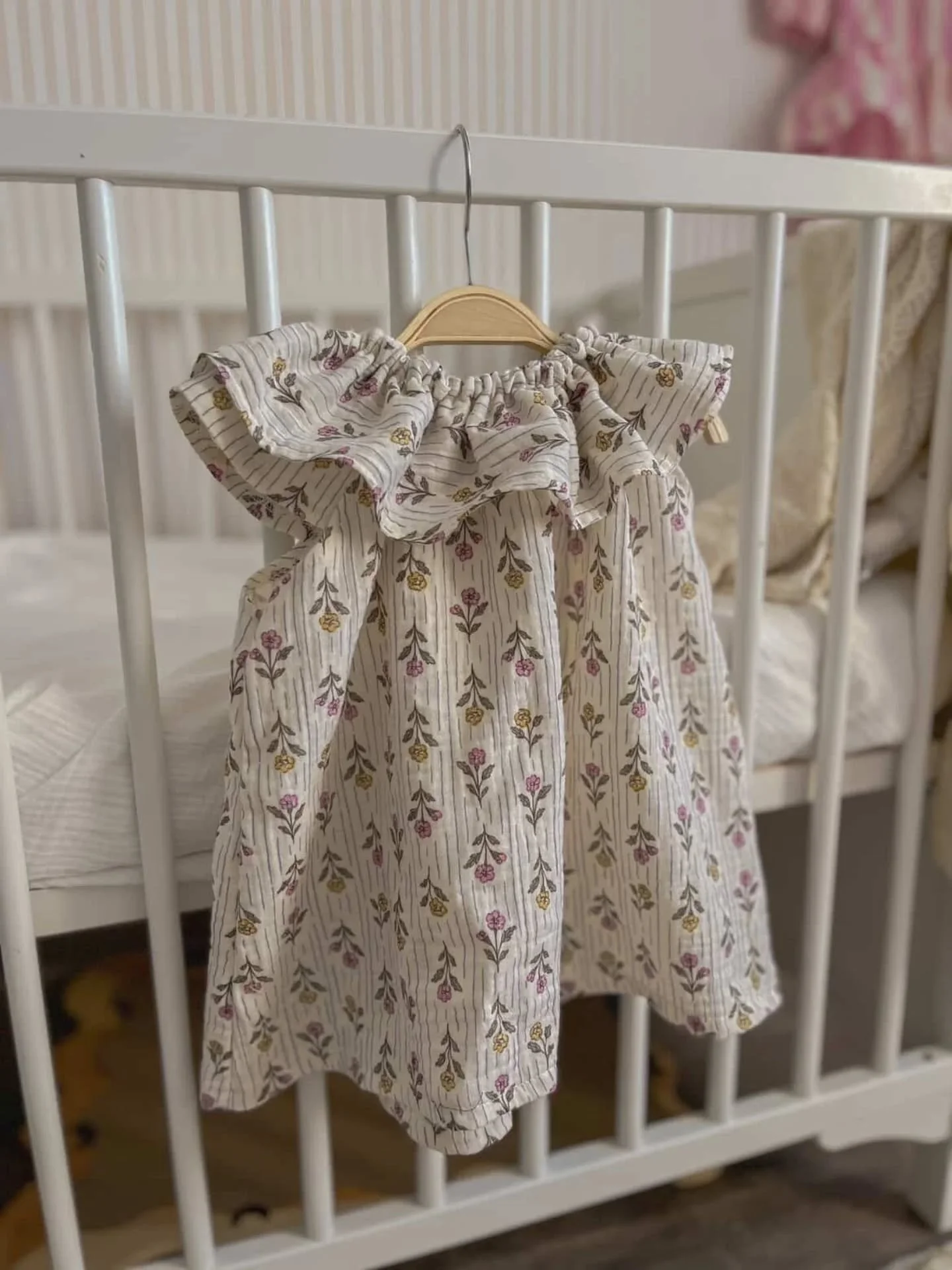 Bonjour &agrave; tous et toutes !

J'esp&egrave;re que vous allez bien !

Aujourd'hui je vous communique une information importante et je vous partage&nbsp;le superbe travail de Marion&nbsp;@latelierdepoup

Le tissu Lana est de retour en stock pour u