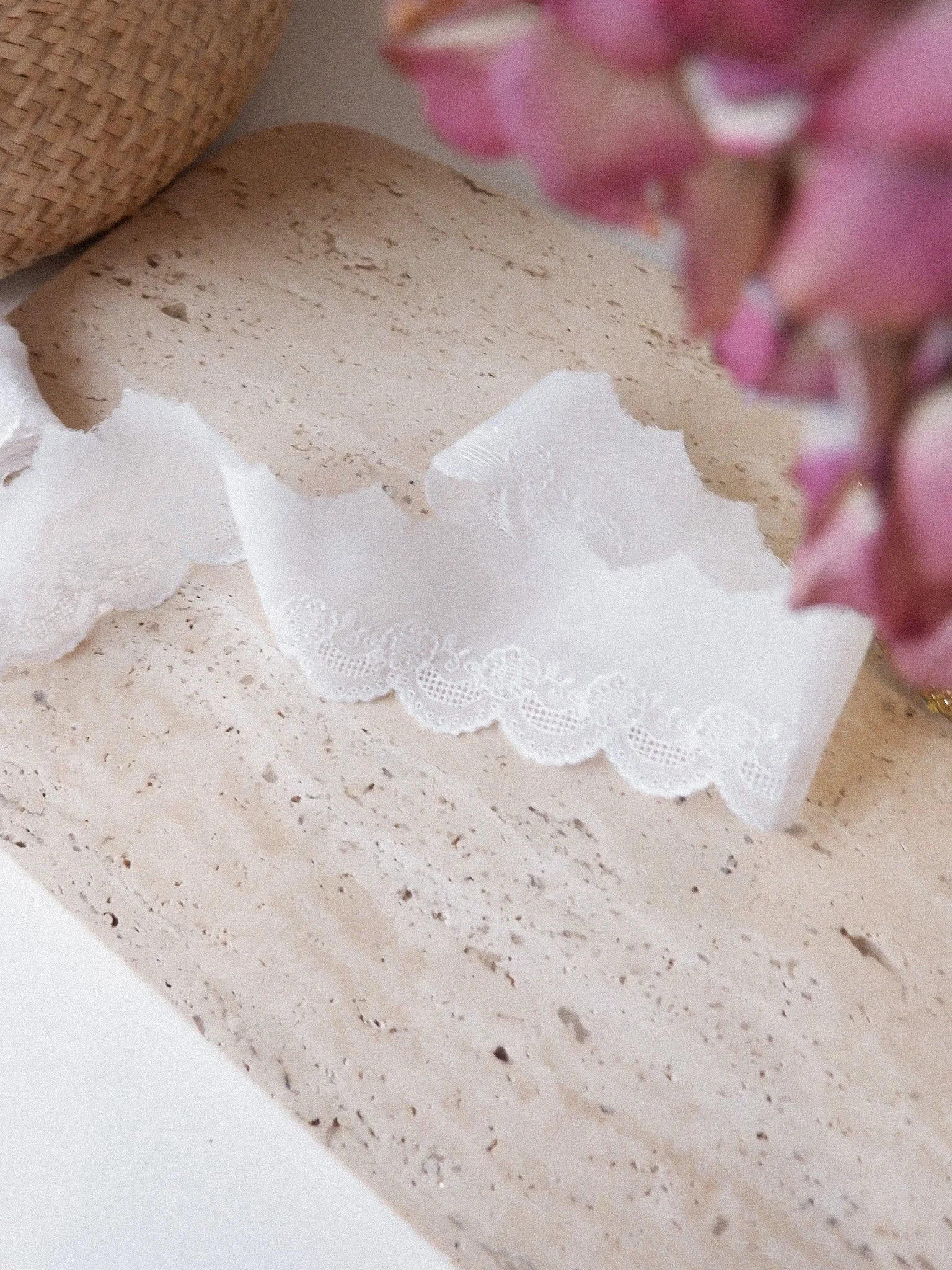 Galon de broderie (2).jpg