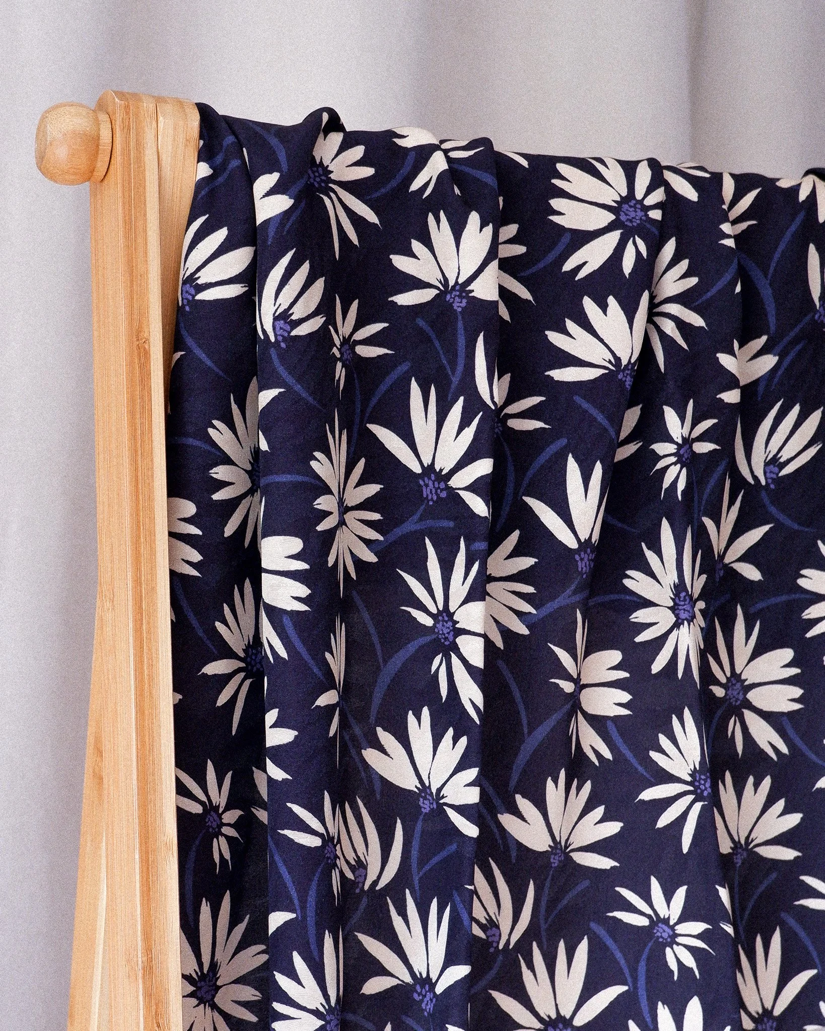 Tissu jacquard marine Flower (5).jpg