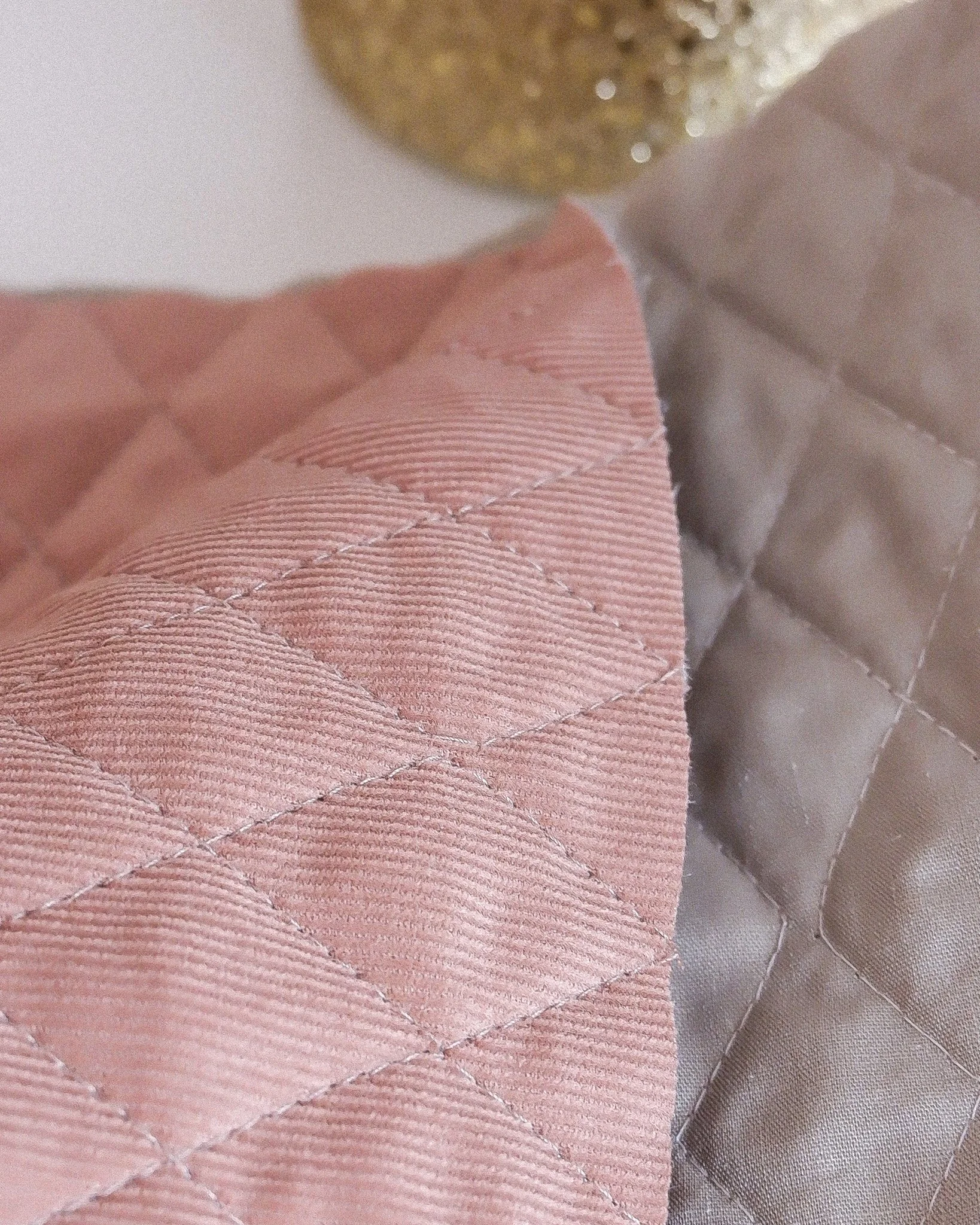 Tissu velours matelassé rose dawn www.jolieboho.com (2).jpg