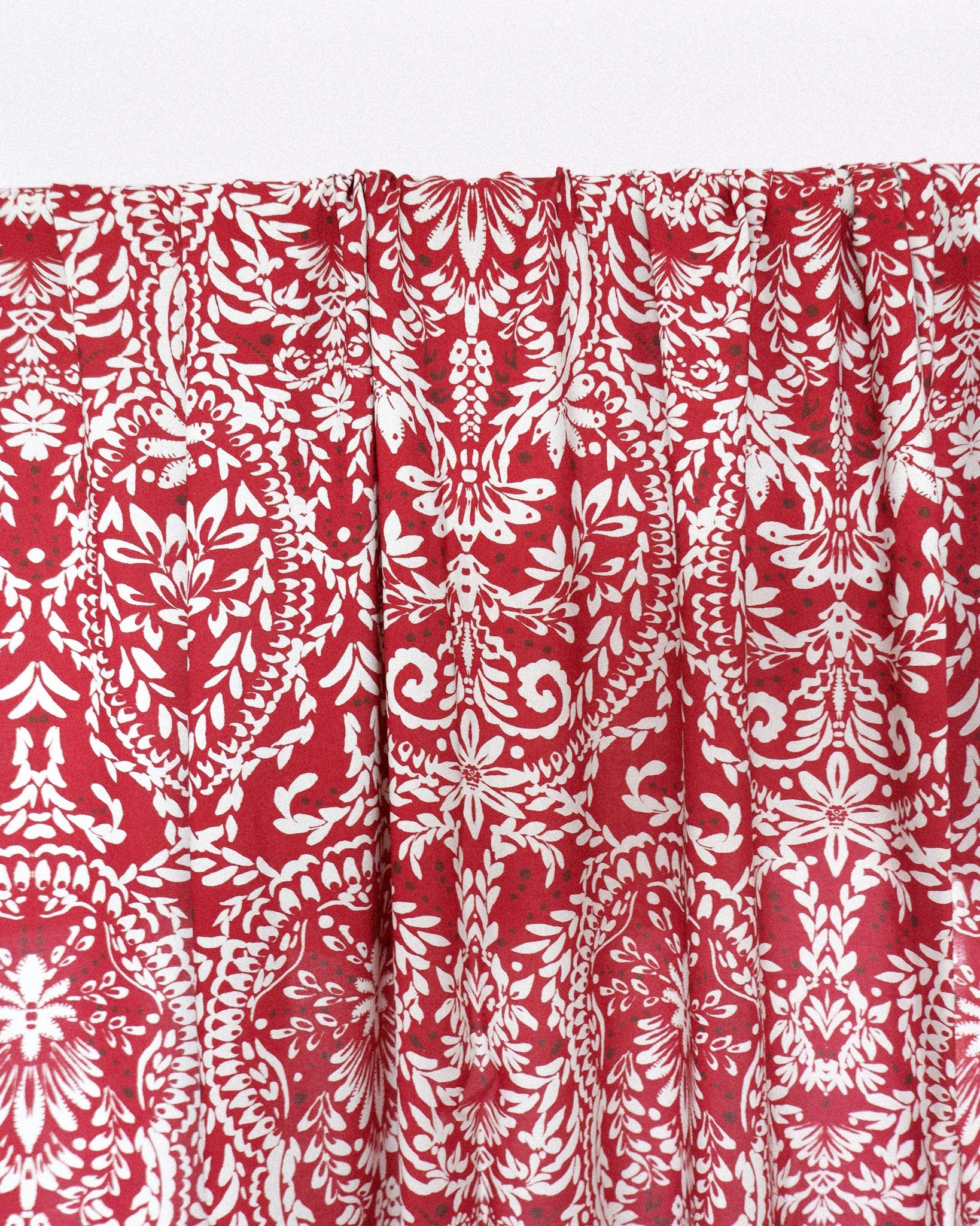 Tissu viscose Ecovéro touge et cream au mètre imprimée jolie Boho (2).jpg
