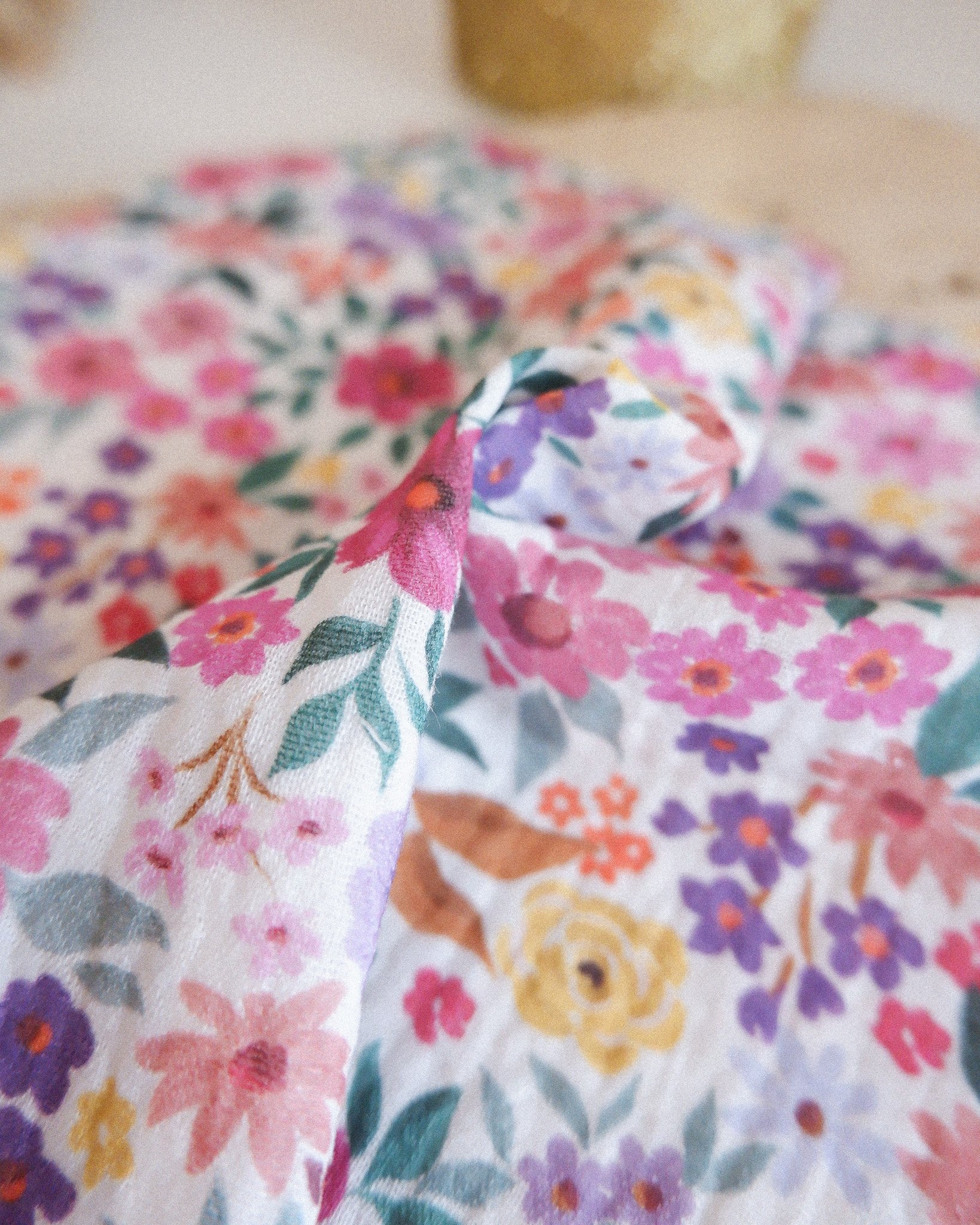 Tissu double gaze de coton bio Divine Bloom white www.jolieboho.com.jpg