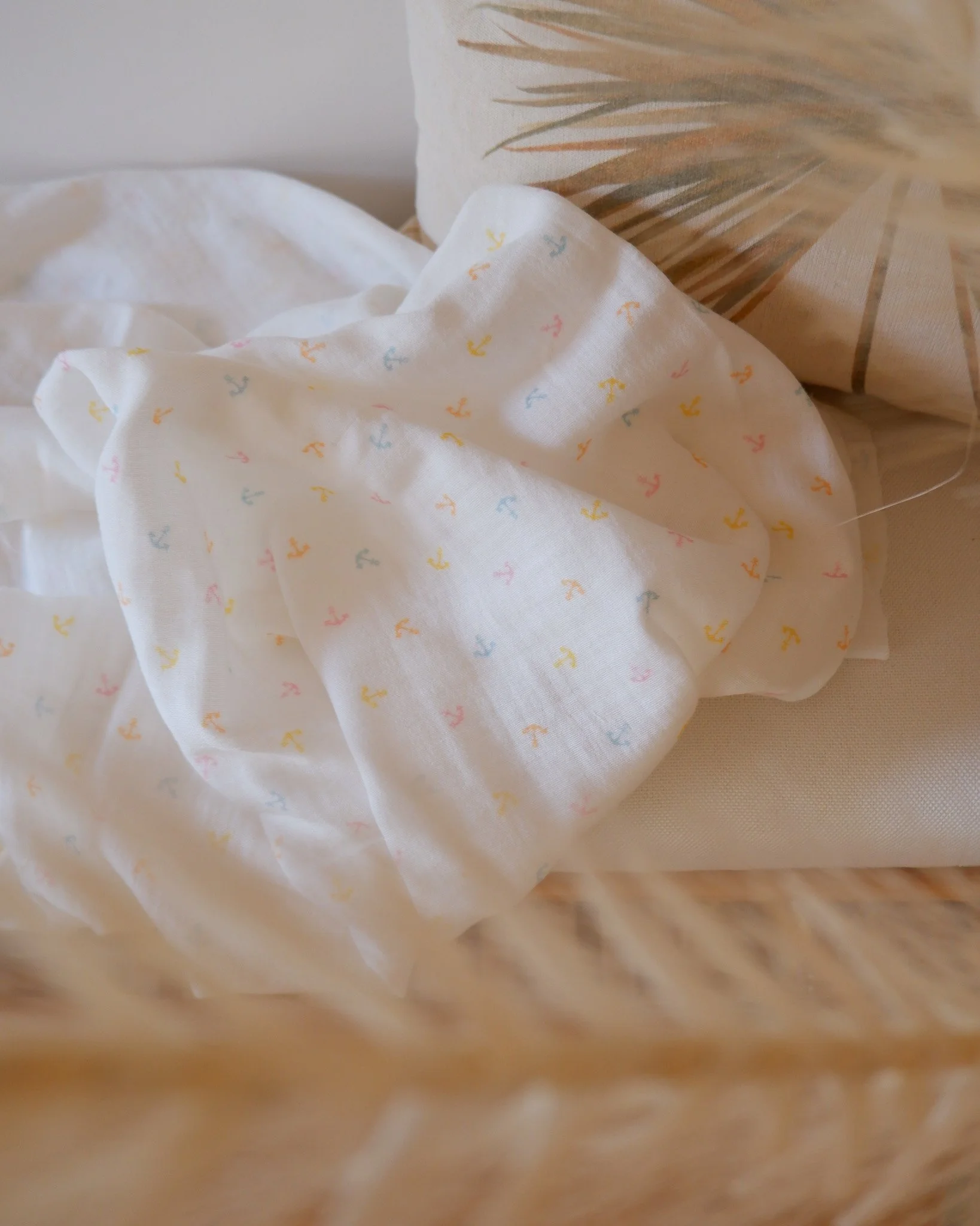 Tissu double gaze ancres arc-en-ciel.jpg