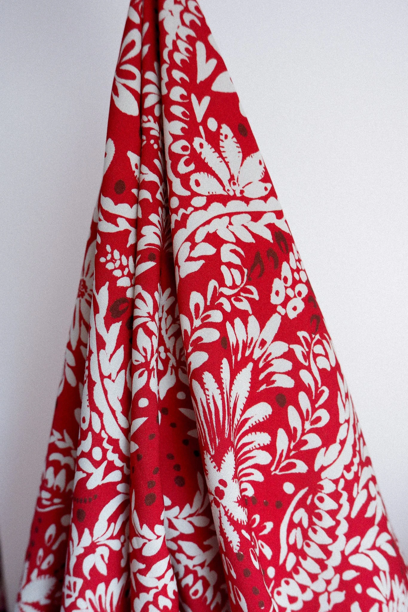 Tissu Ciutadella viscose Ecovéro touge et cream au mètre imprimée jolie Boho (10).jpg