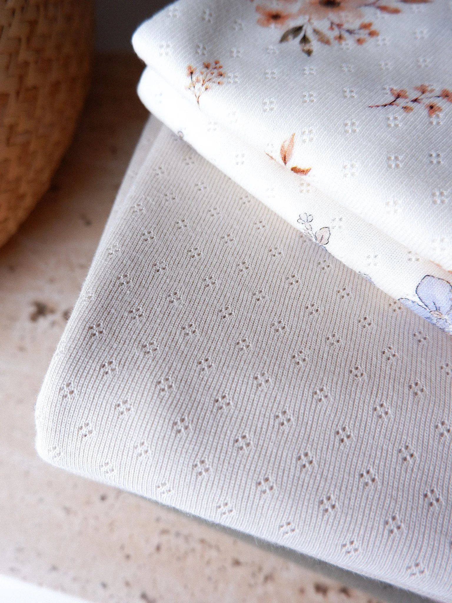 Tissu jersey ajouré ♡ écru ♡ maille pointelle