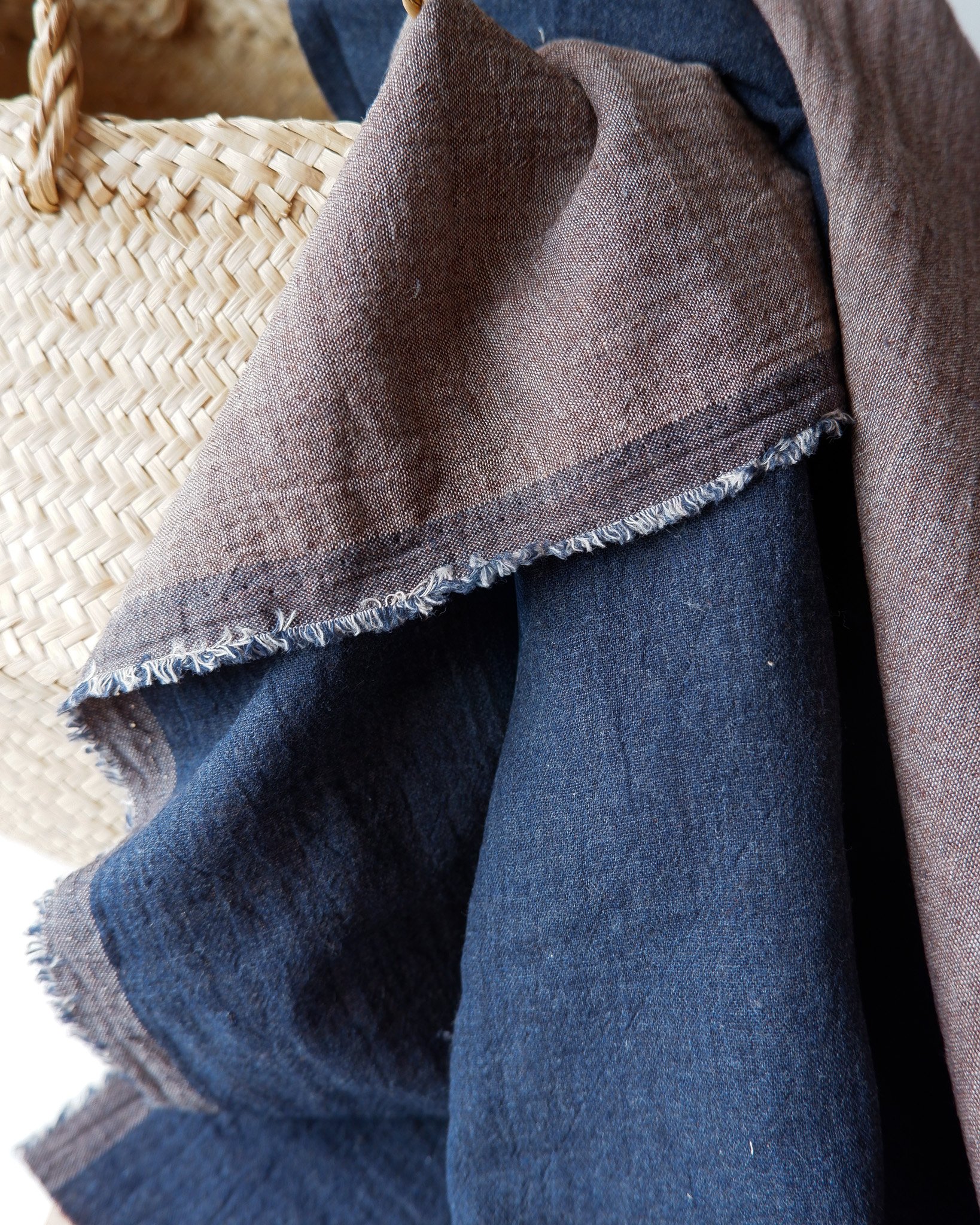 Inverness ♡ coton texturé biologique uni jeans