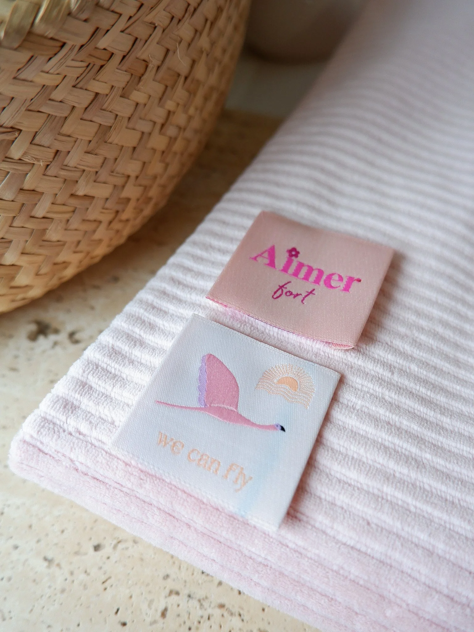 Tissu au mètre jolie boho jersey de velours rose.jpg