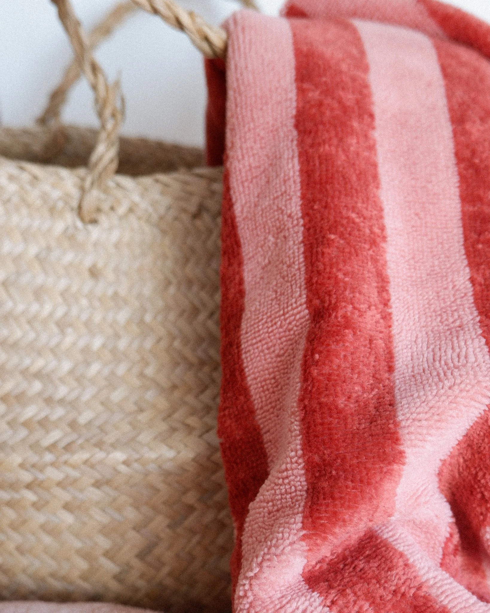 Tissu mirco éponge de bambou rayé rose-rouge Jolie boho Oeko tex (5).jpg