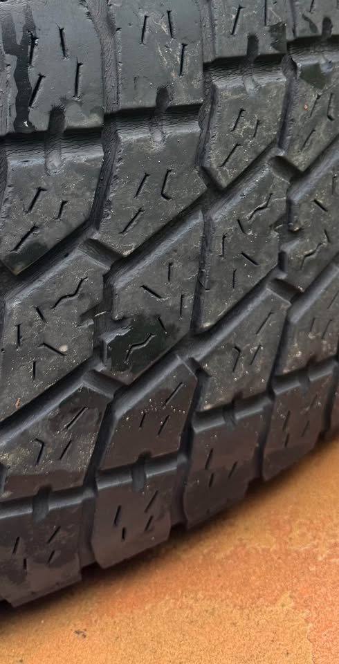 Nitto_Terra_Grappler_Tread3.jpg