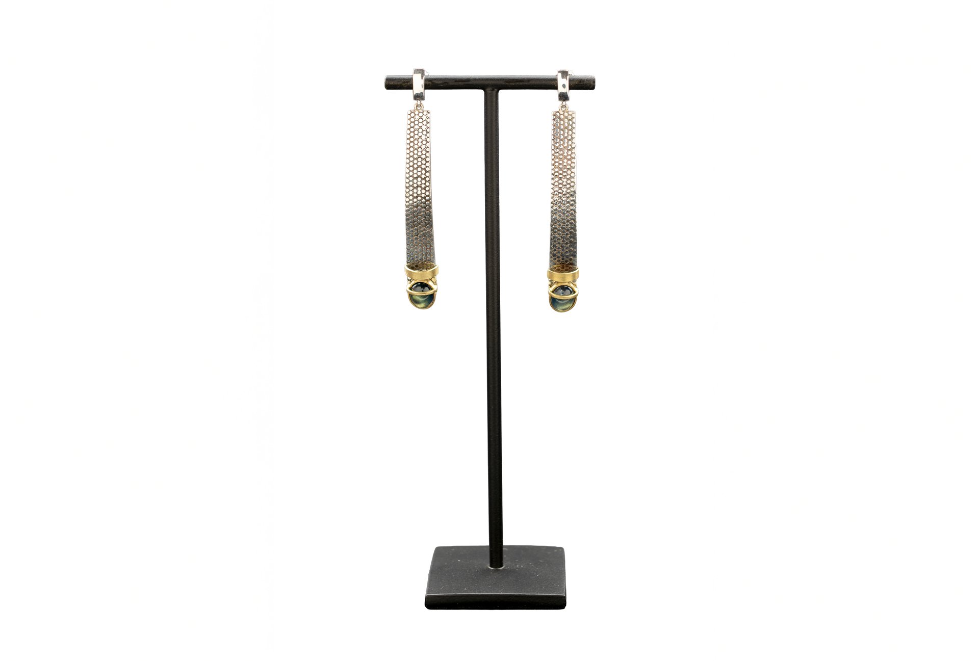 Janine Renard Trame unique pair of earrings 2.jpg