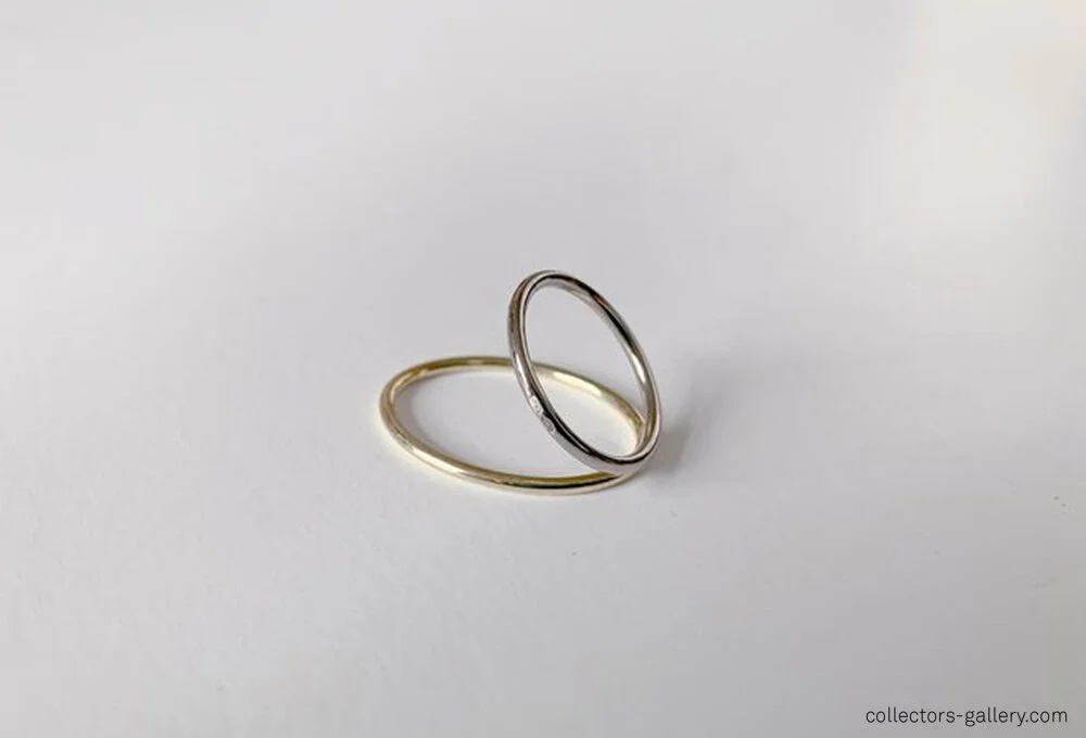 Broken Lines Gold Ring By Emmy Van Leersum jewellery