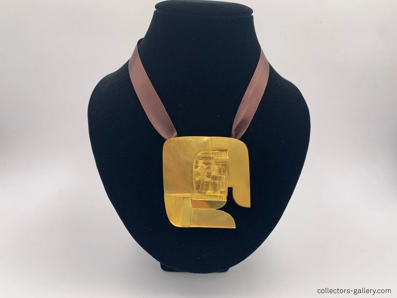 Bernard François Gold Brooch Pendant