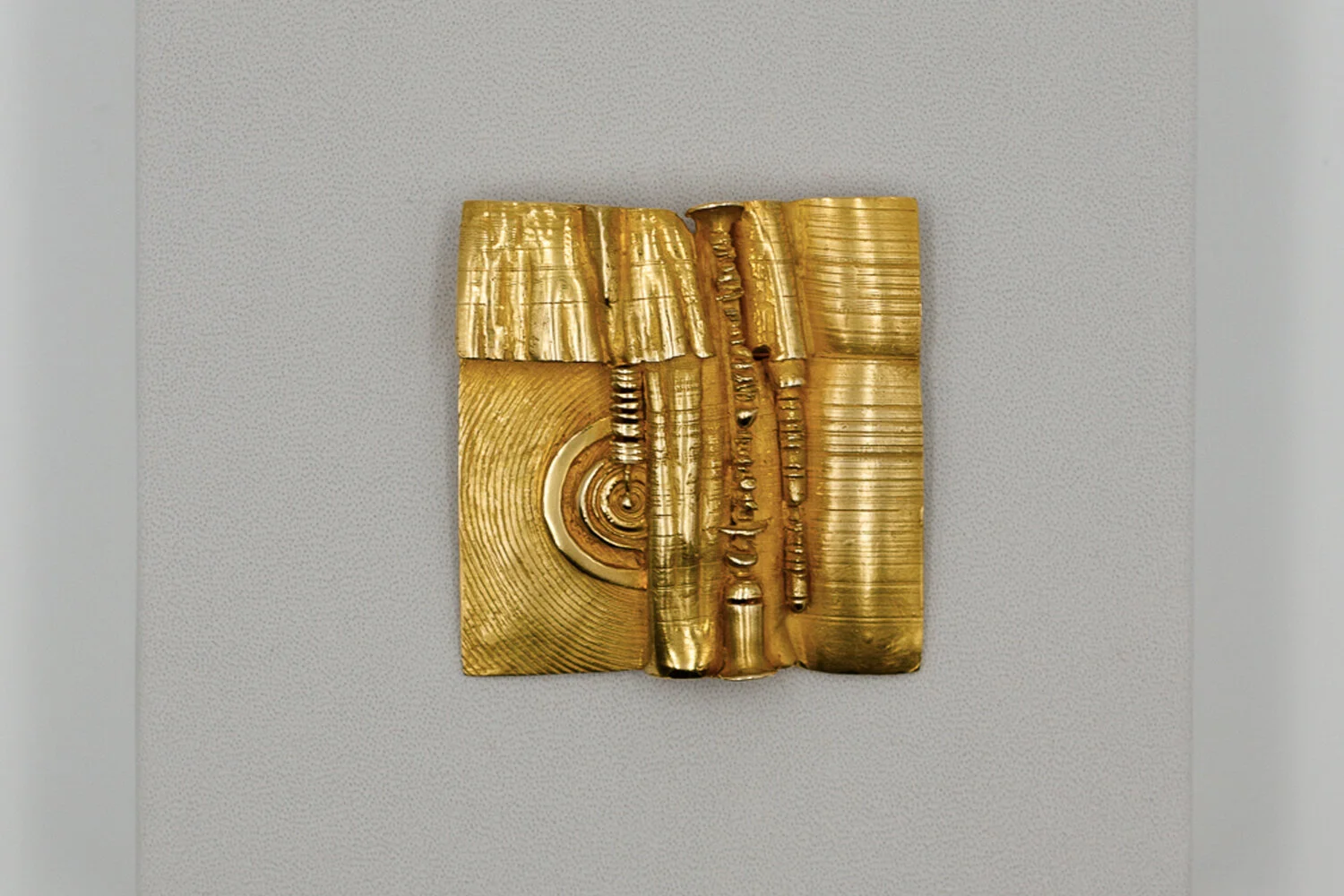 Claude Wesel for Fernand Demaret Studio :  an Abstract Gold Brooch