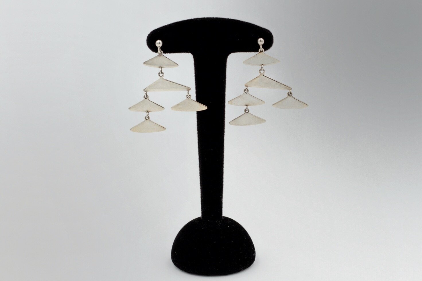Bent Knudsen kinetic silver earrings