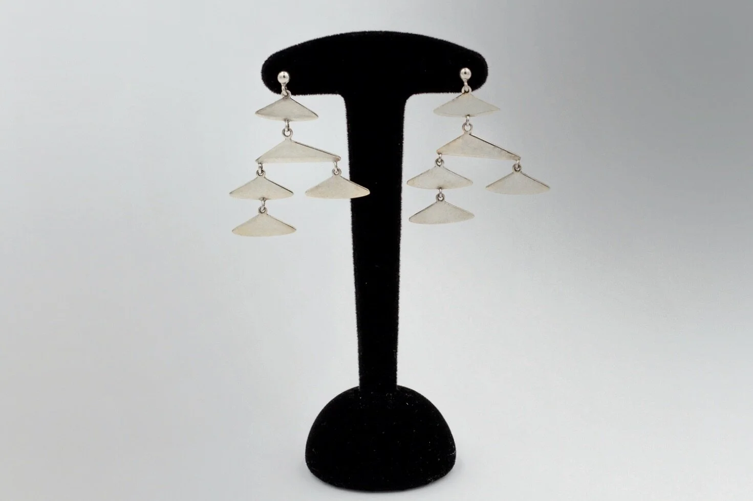 Bent Knudsen kinetic silver earrings