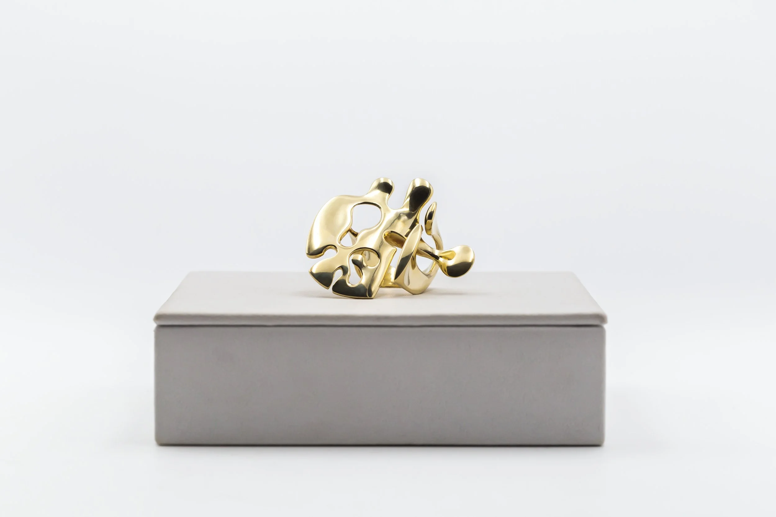 Onelio Vignando sculptural gold ring