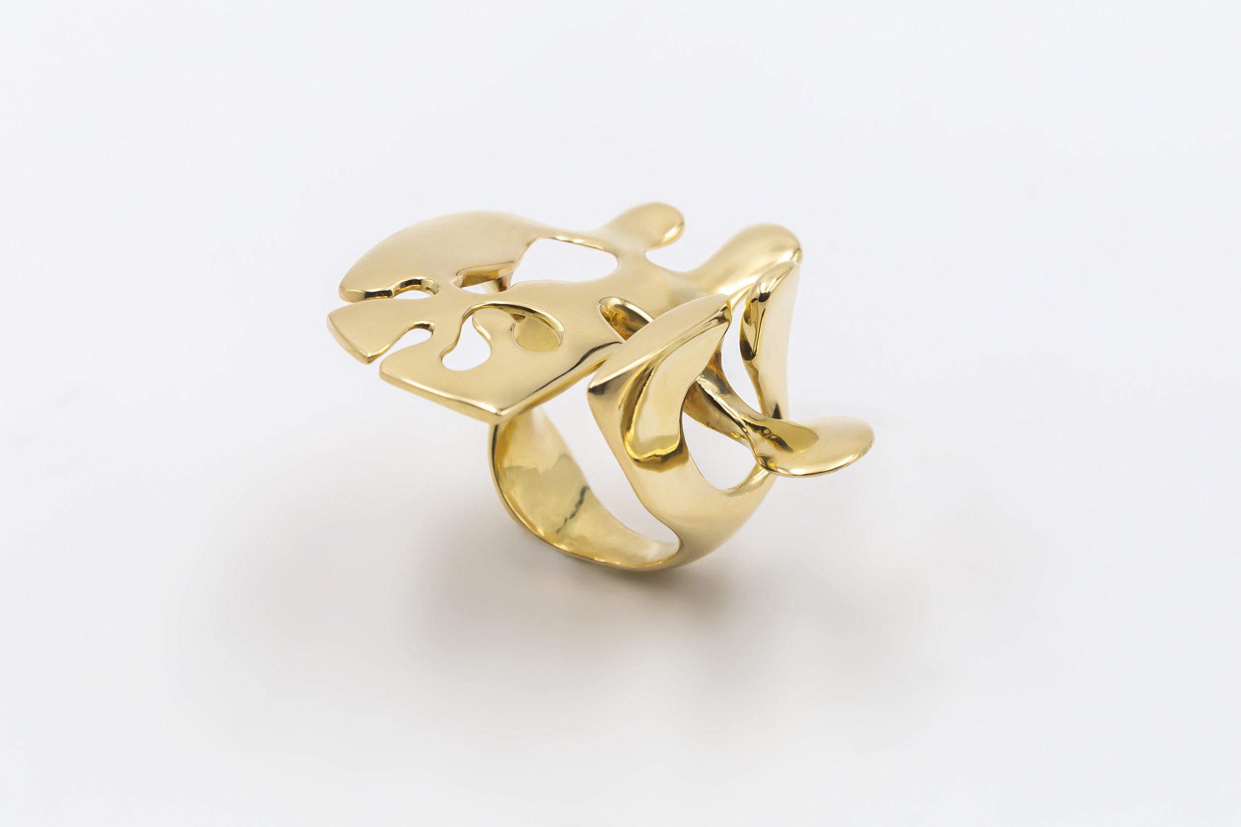 Onelio Vignando sculptural gold ring jewel