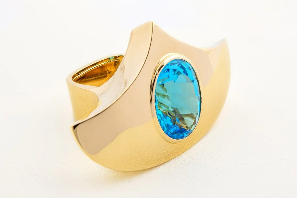 Thierry Bontridder gold and topaze unique ring