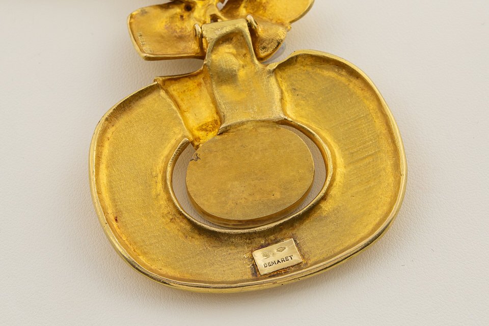 Fernand-Demaret-Studio_Bio-mechanical_abstract_design_necklace_5.jpg