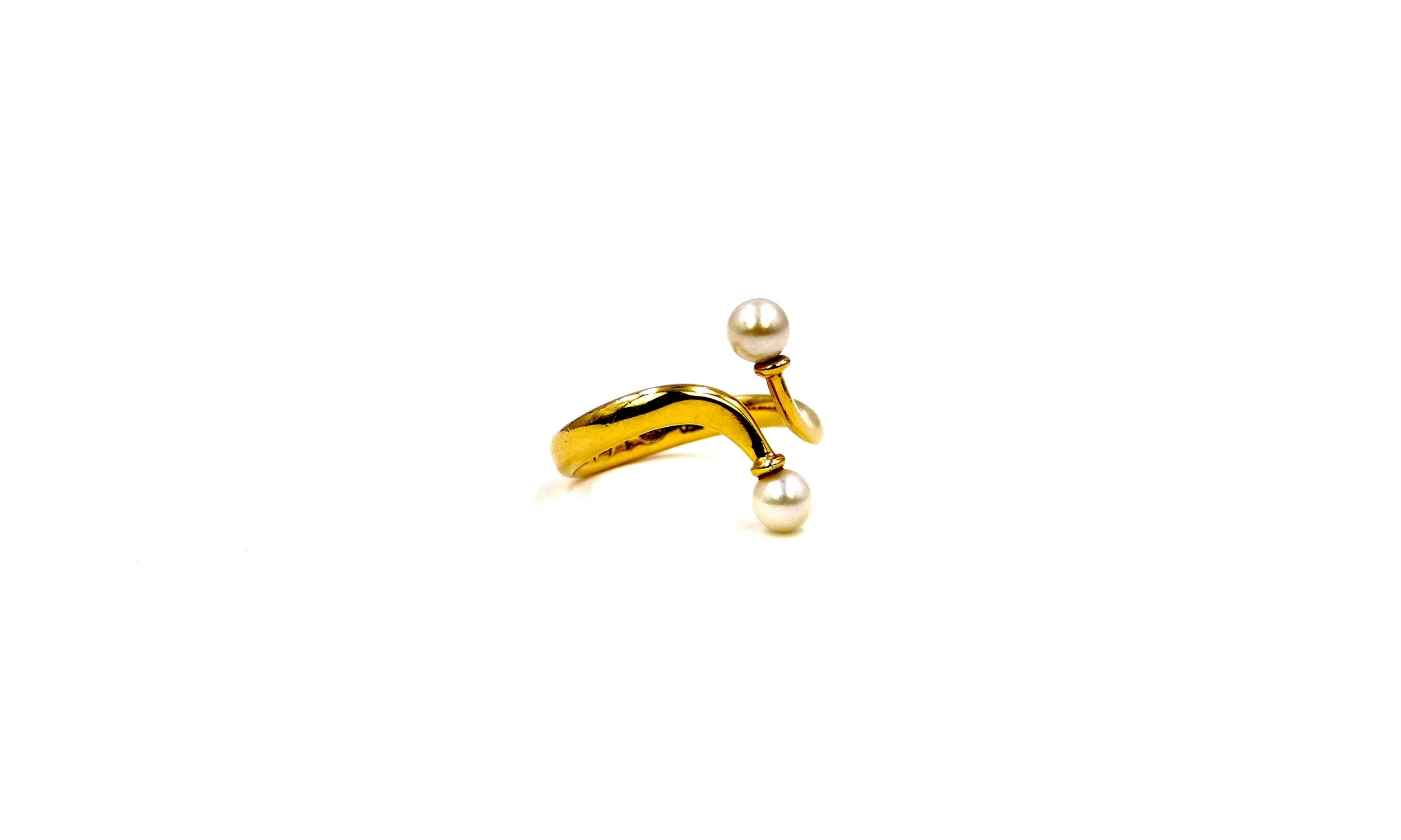 Vivianna Torun Georg Jensen gold pearls ring 2.JPG