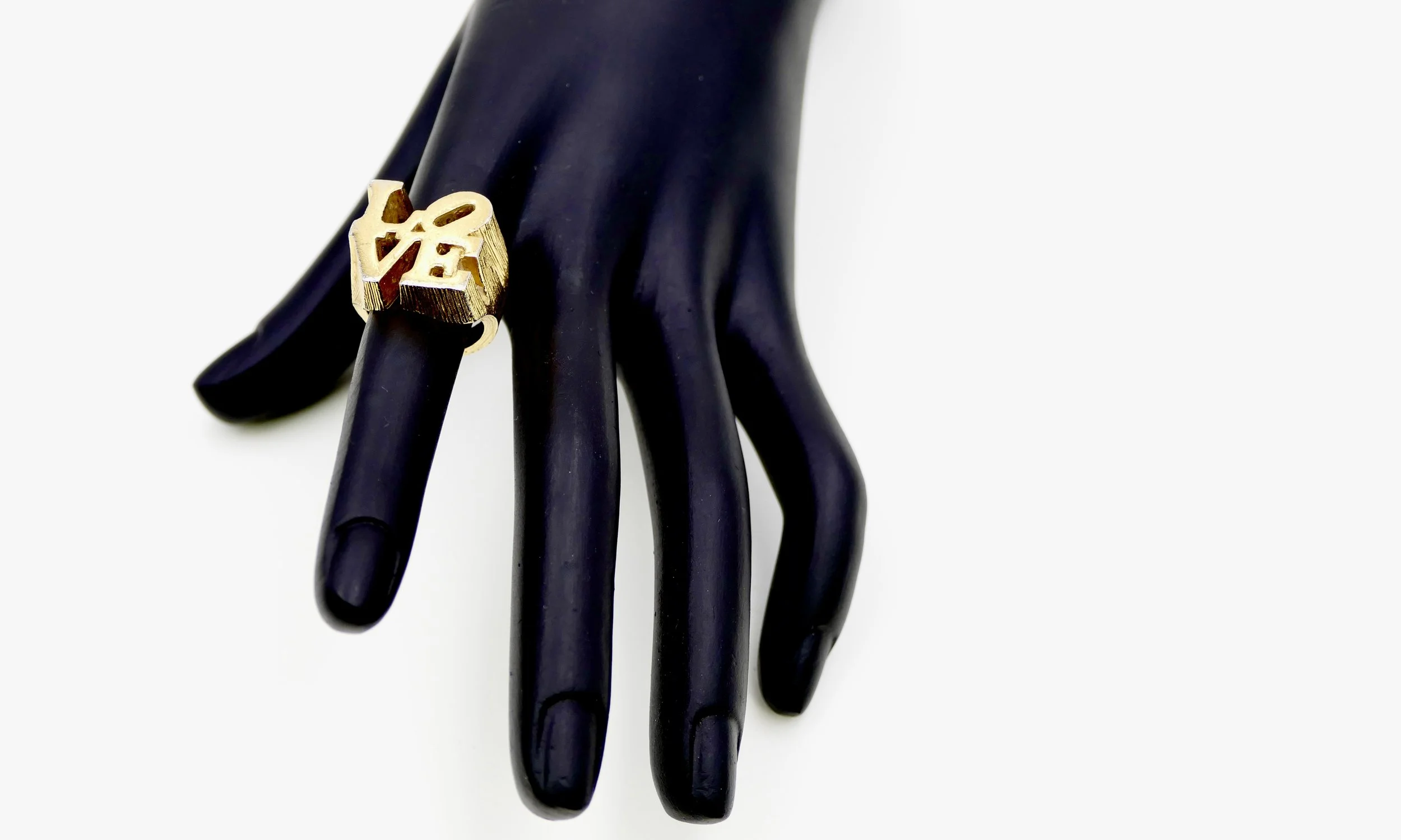 robert indiana love ring 1969 - 6.JPG