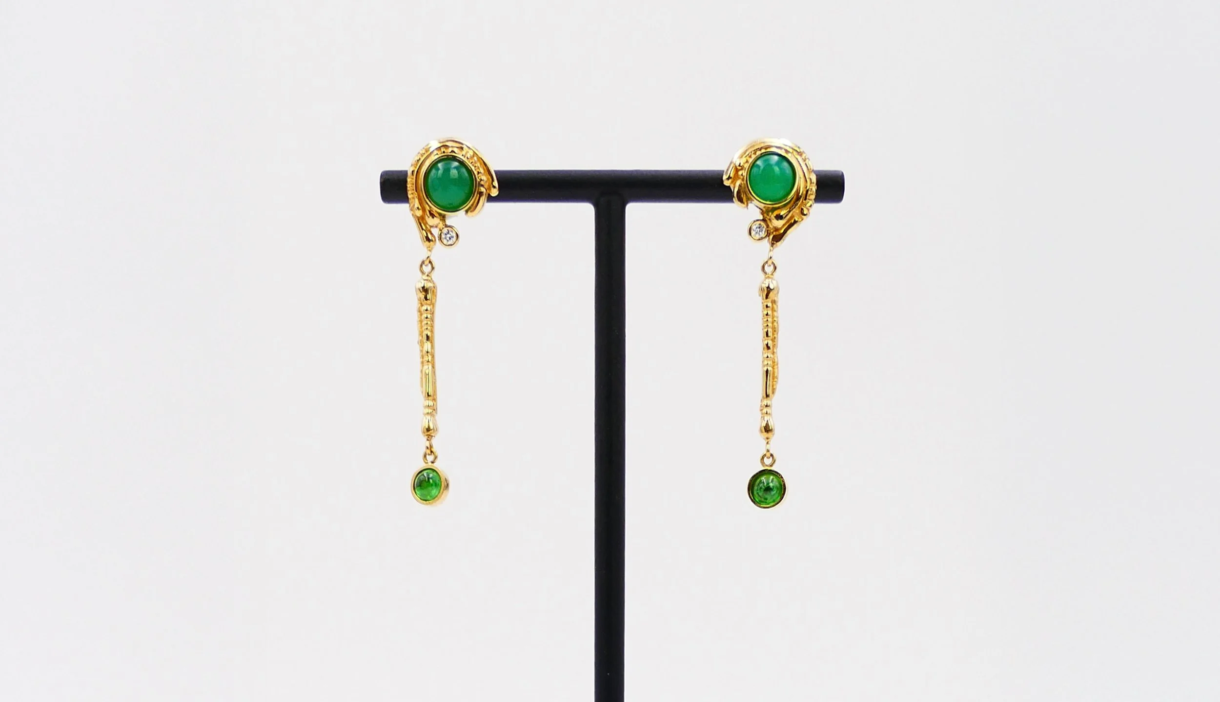 claude wesel perle d'or gold tsavolit earrings 1.jpg