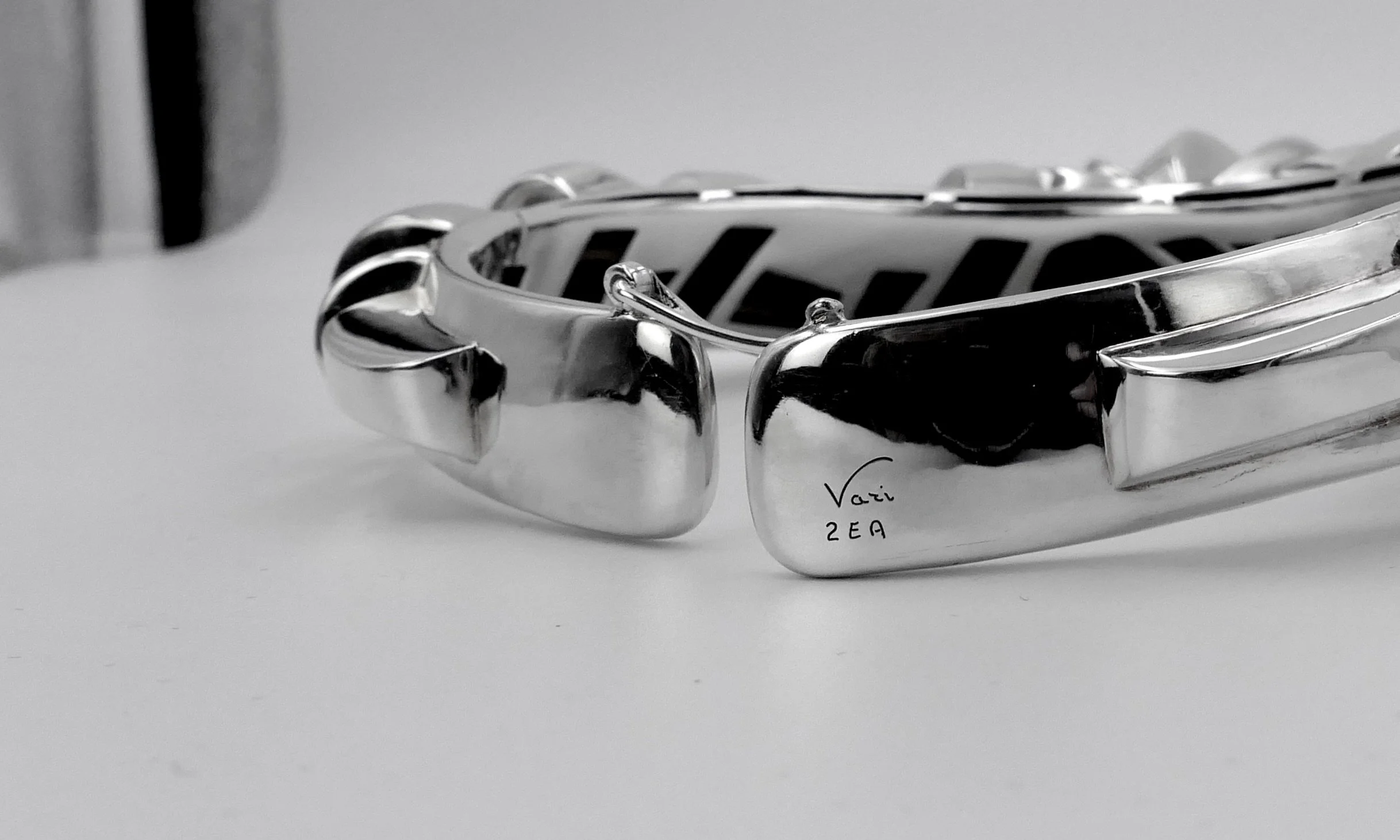 Sophia Vari aglaé silver necklace 4.JPG