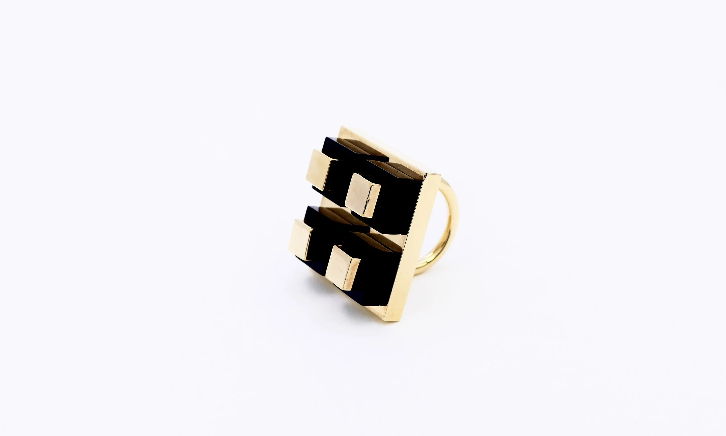 ettore-sottsass-poker-gilded-silvr-ring-cleto-munari-4.JPG