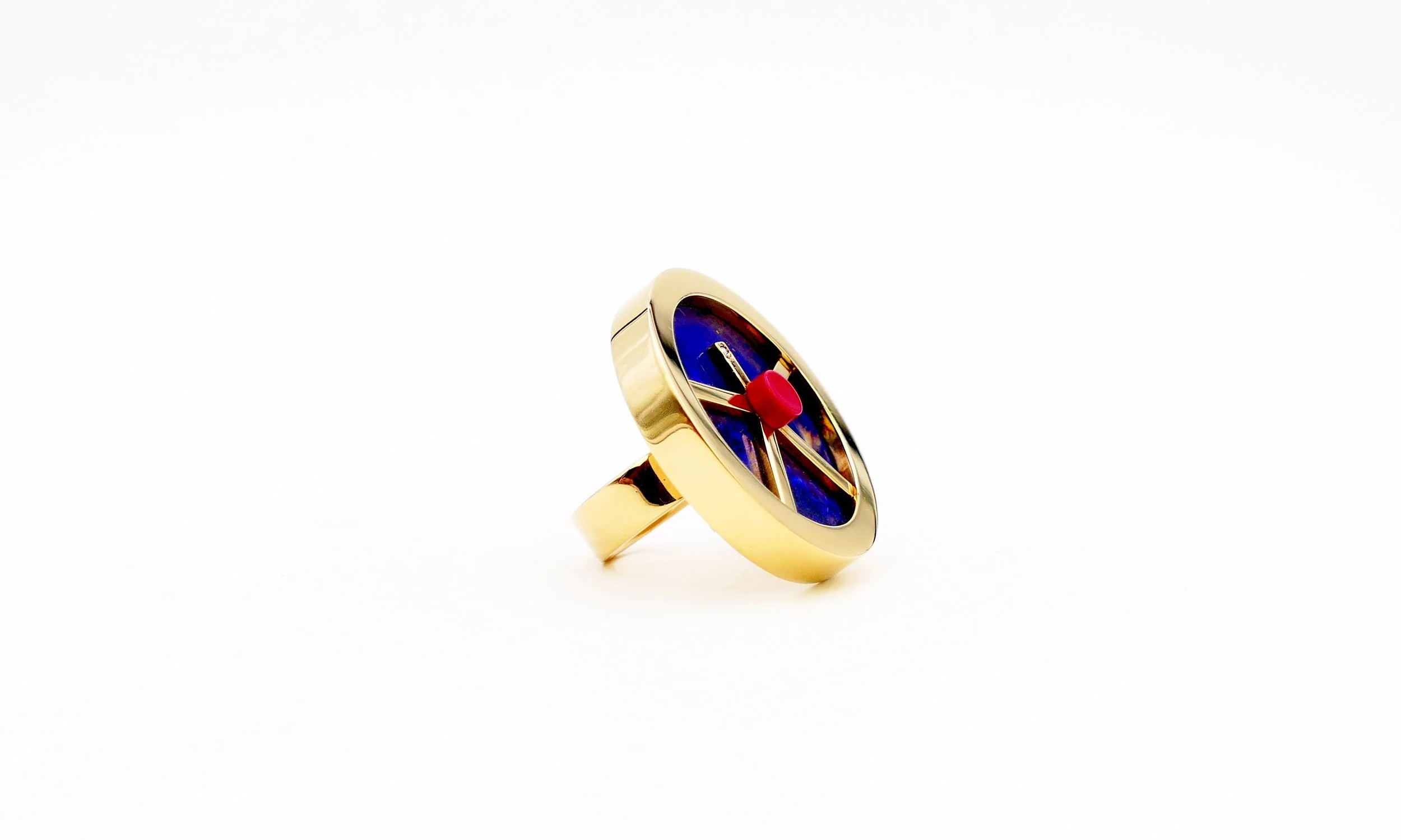 Cleto Munari Vitruvio gilded silver and lapis lazuli ring 2.JPG