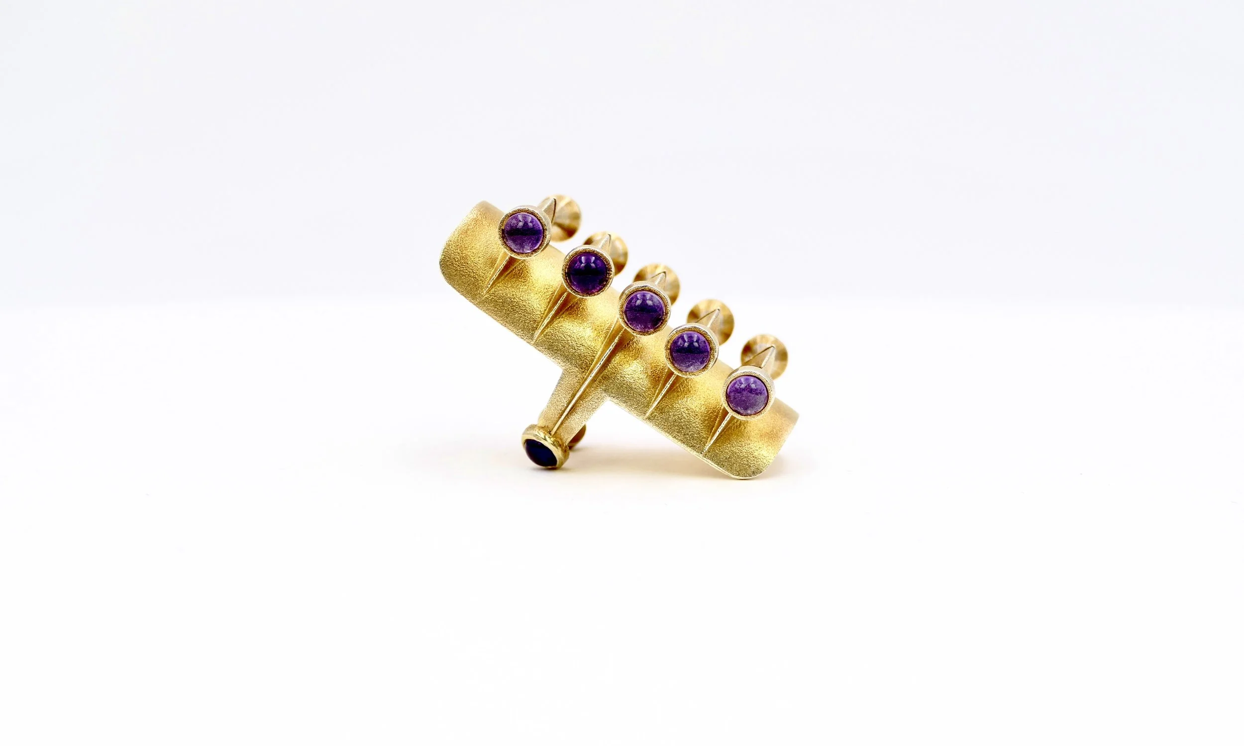 Irakli Nasidze kinetic ring amethyst cabochons 2.JPG