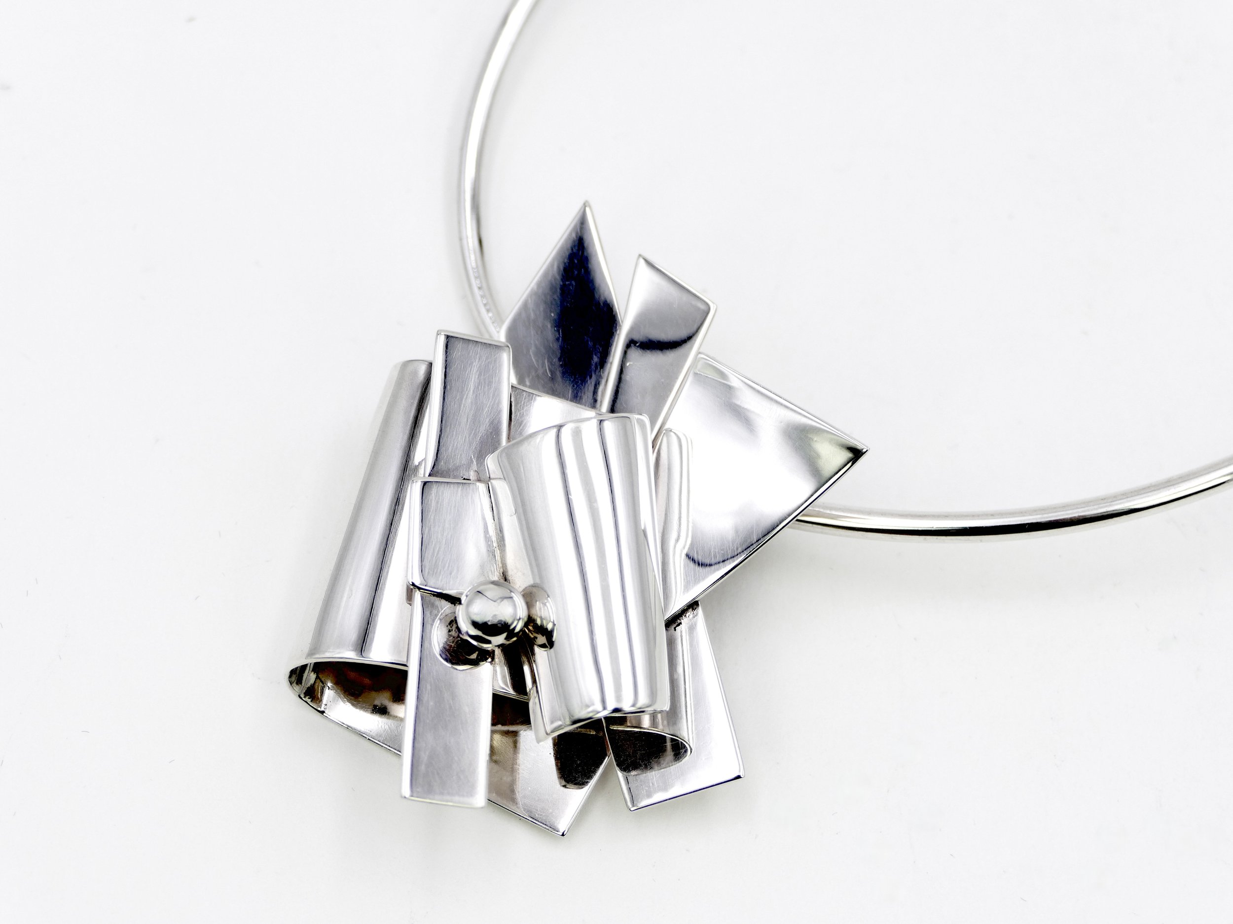 sophia-vari-Egina-silver-brooch-pendant-2.JPG