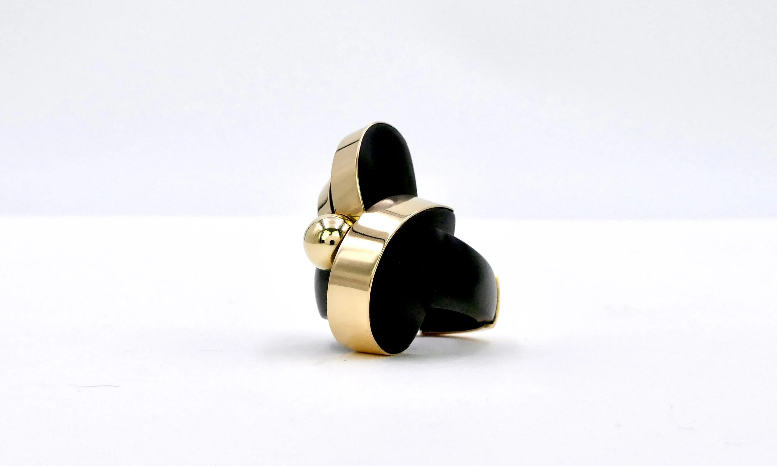sophia vari tantale gold ebony ring 1.JPG