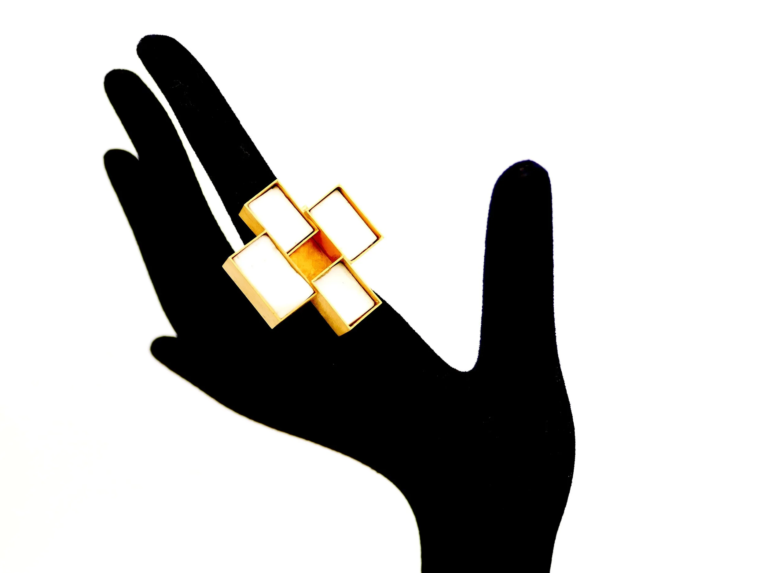 giampaolo-babetto-cubes-gold-ring-3.JPG