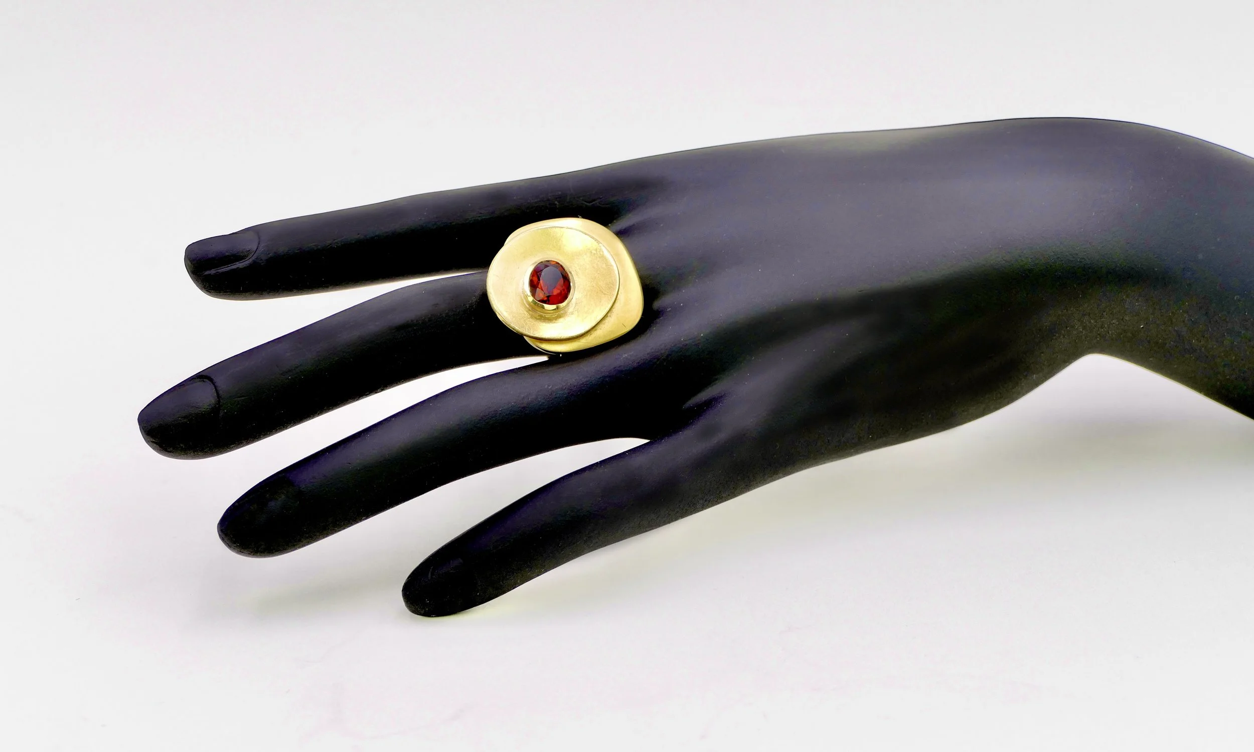 georges cuyvers unique gold citrine ring 2.JPG